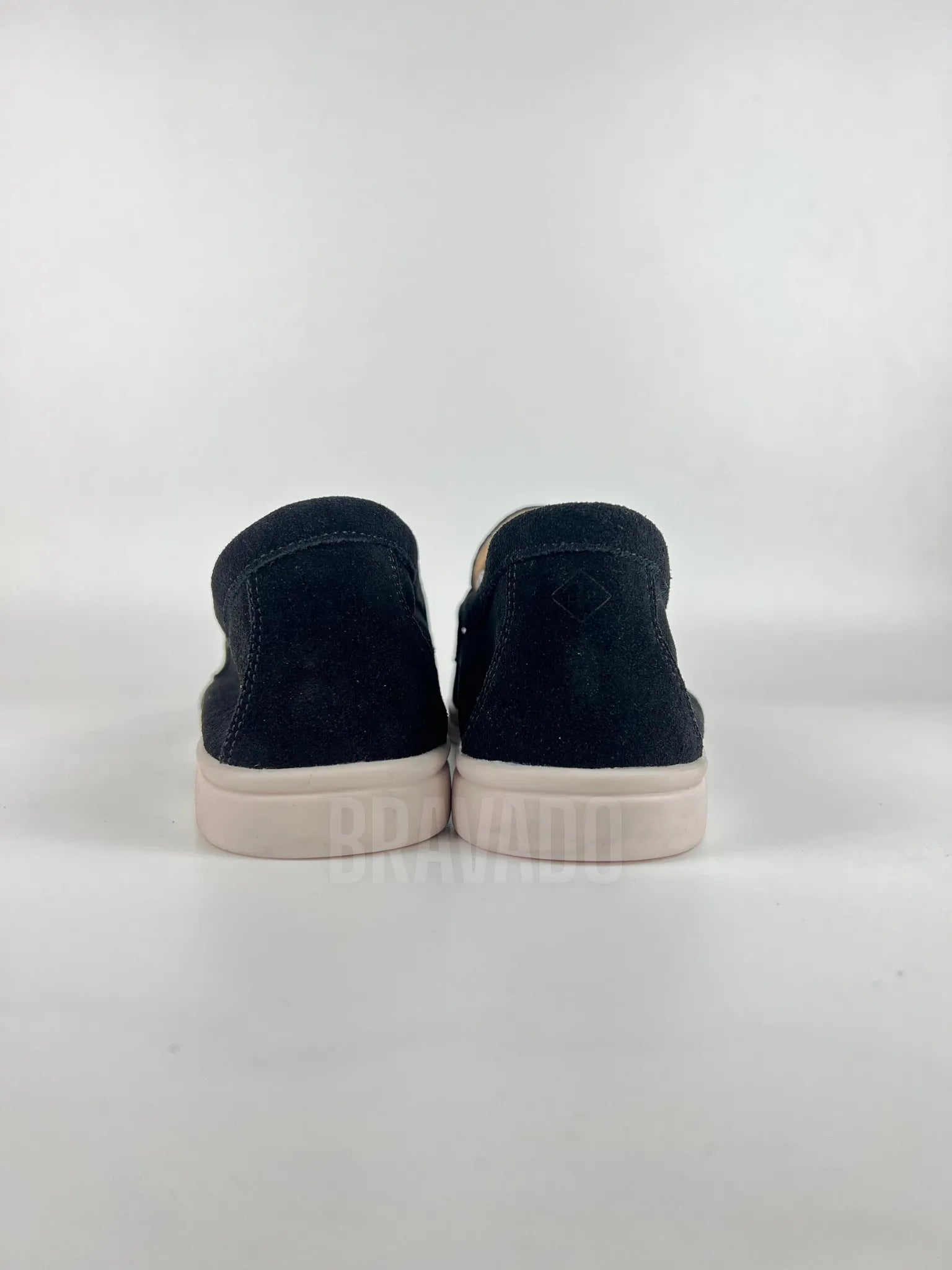 Loro Pianaa Summerwalk Charms Black