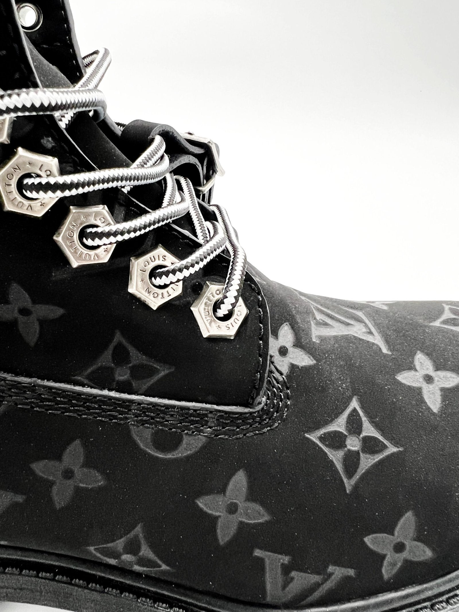 LV x Timberland Ankle Boots Black (1:1 DOT PERFECT)