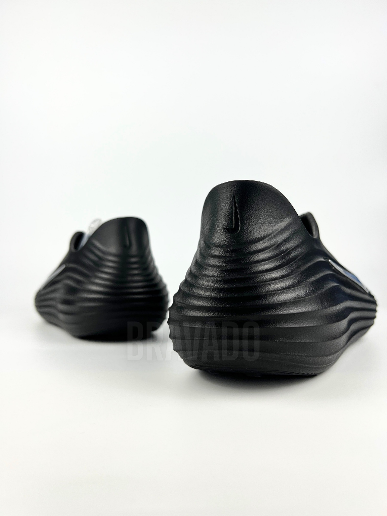 Nikee ReactX Rejuven8 "Triple Black"