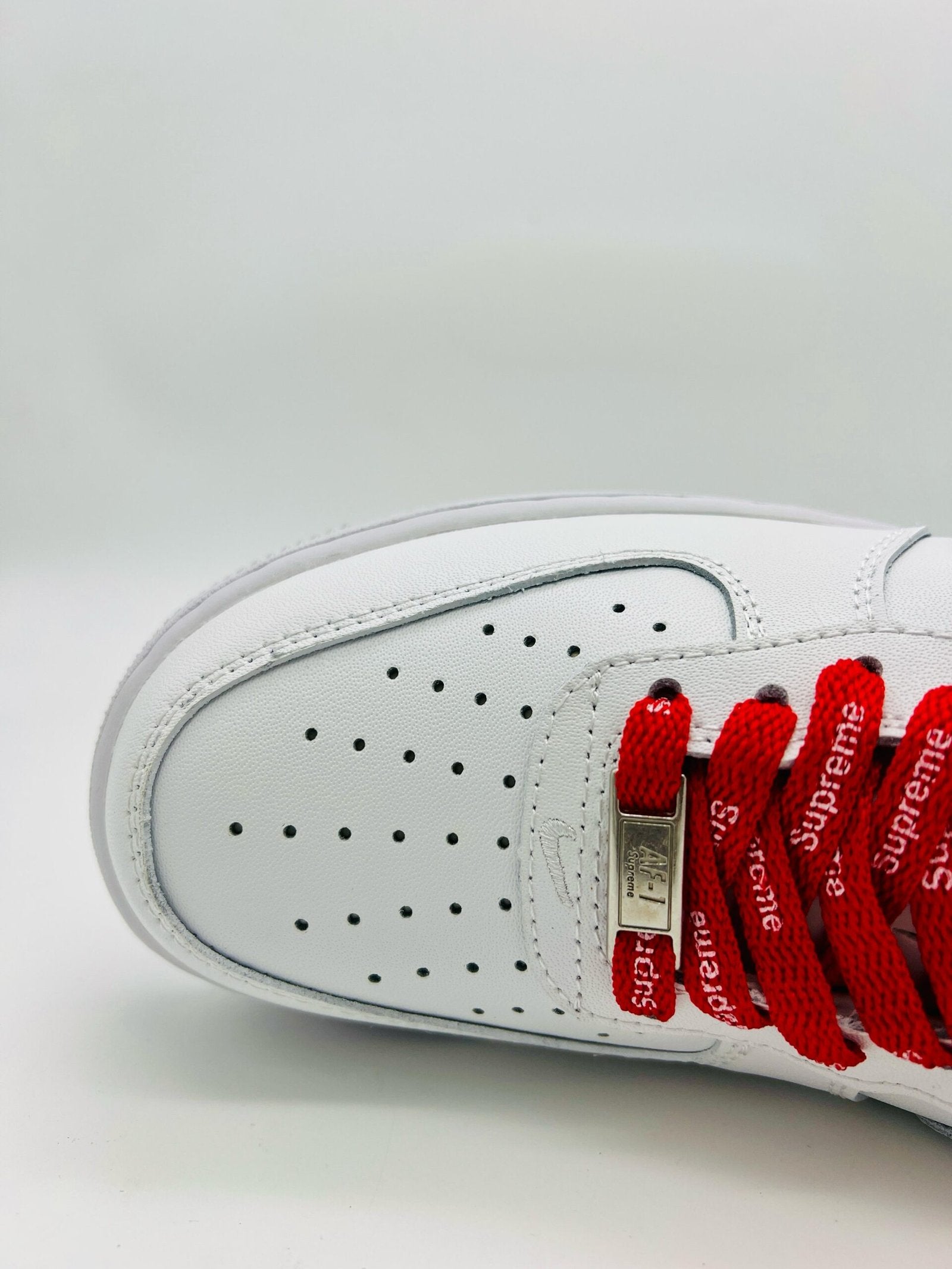 AF 1 X Supreme (TOP BATCH)