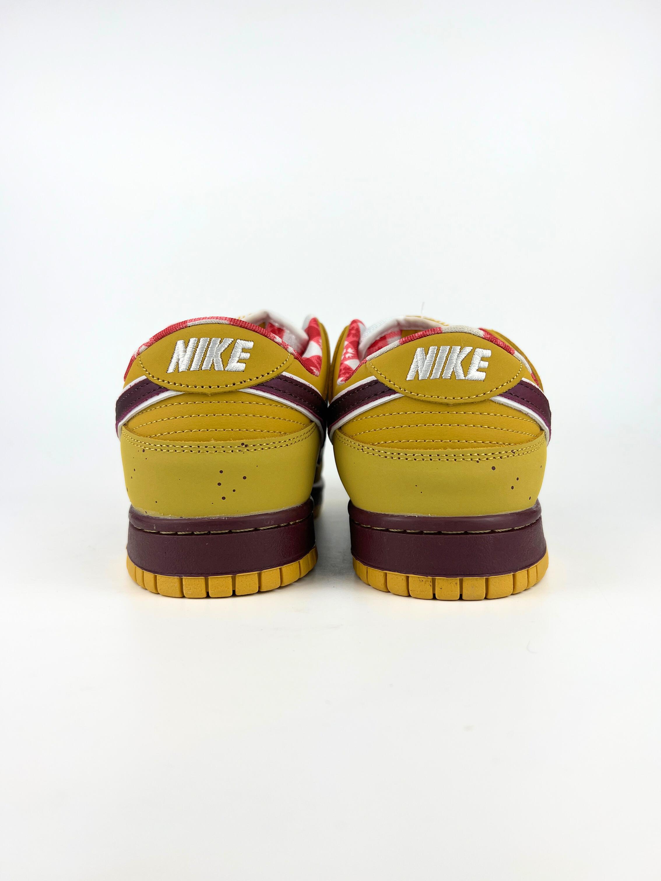 SB Dunk Yellow Lobster