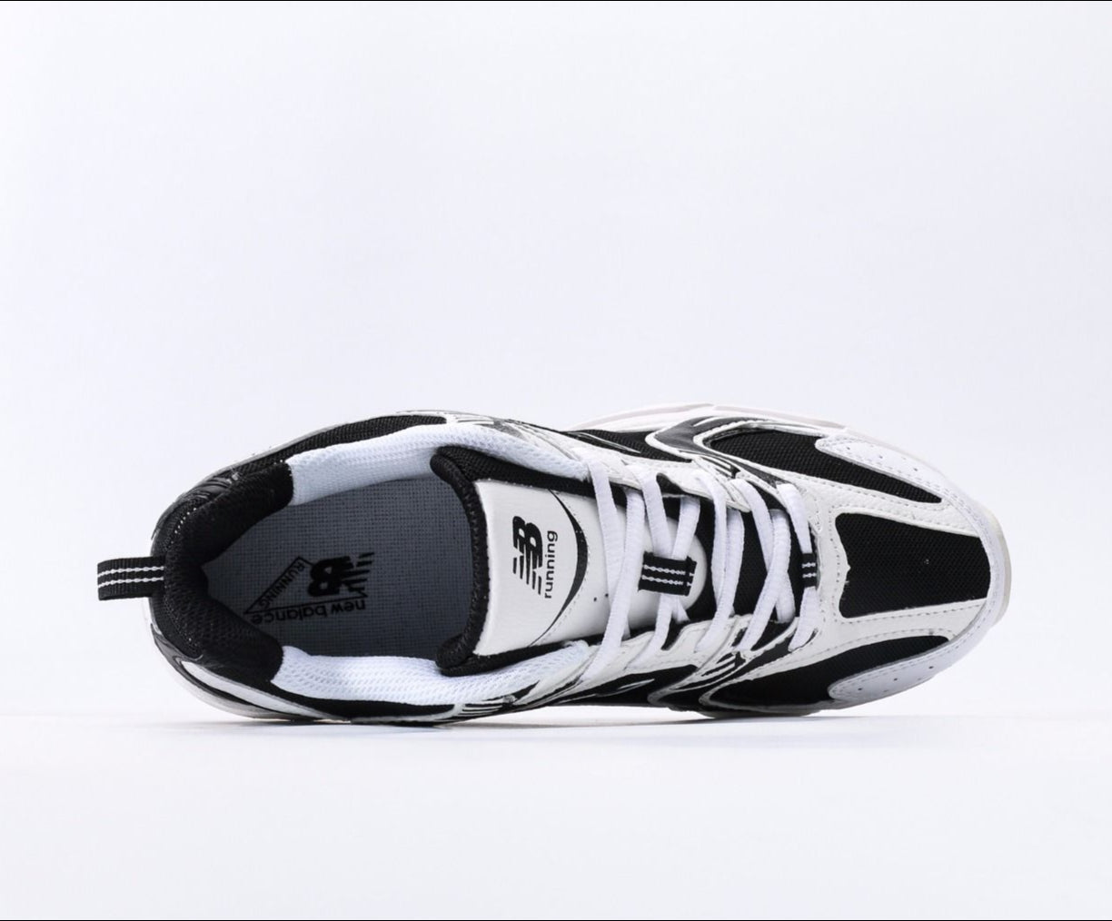 NB 530 White & Black