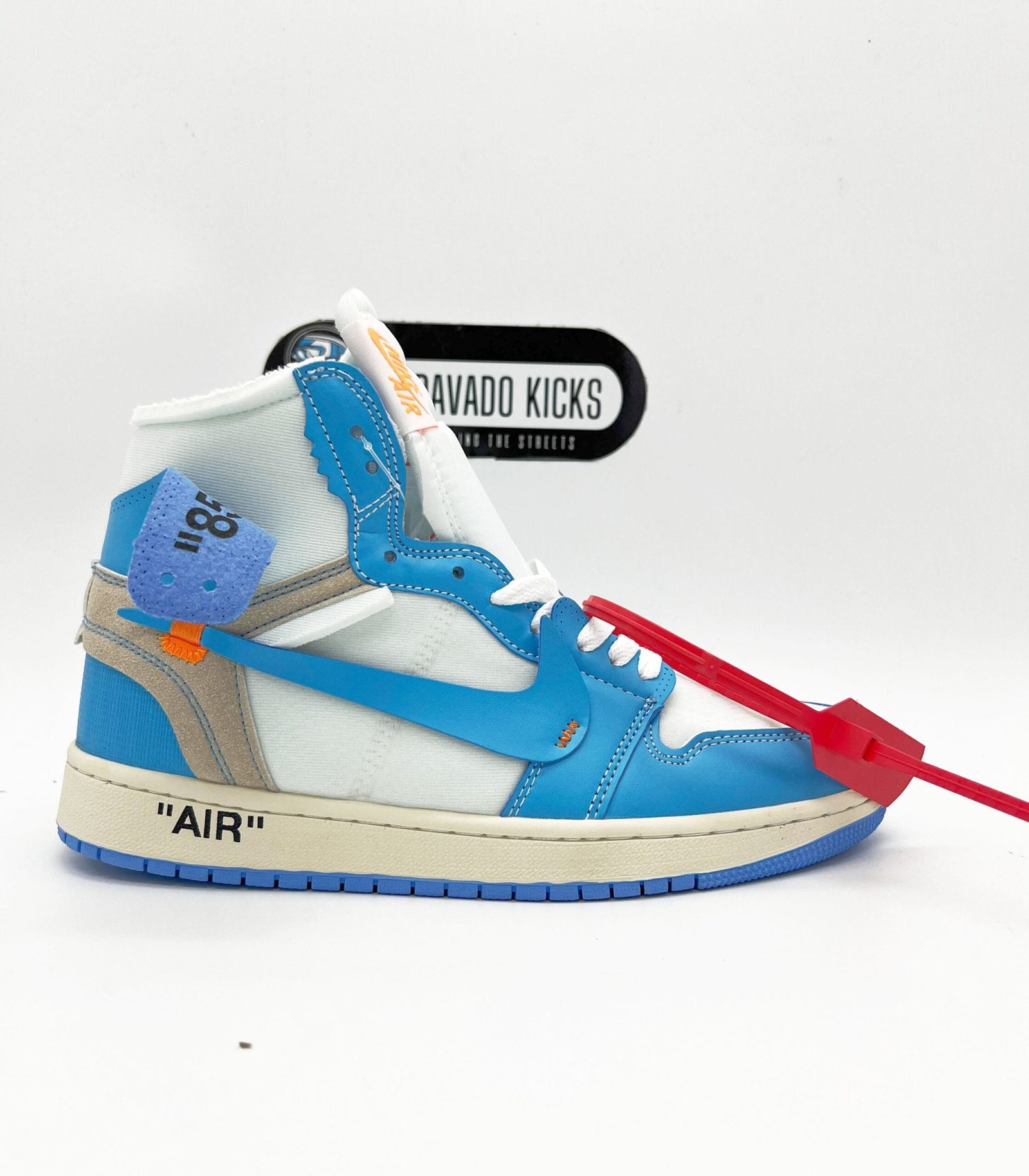 AJ1 Off-white UNC