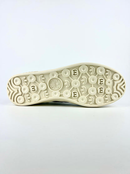 GAZELLE Guccii White (1:1 DOT PERFECT)