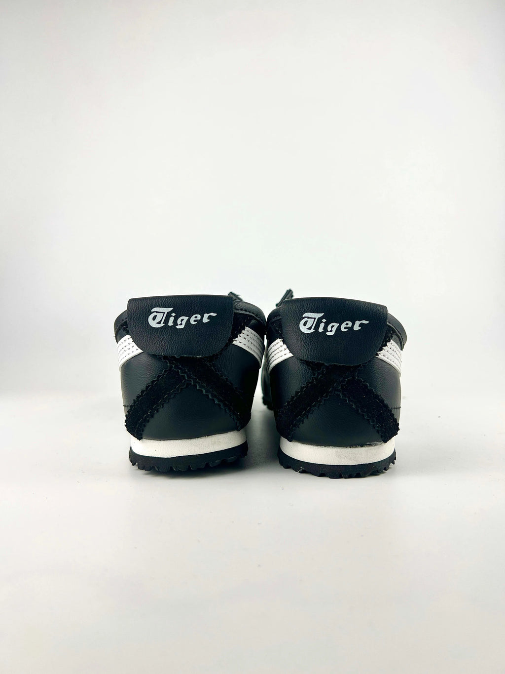 Onitsuka Tiger Mexico 66 Black & White