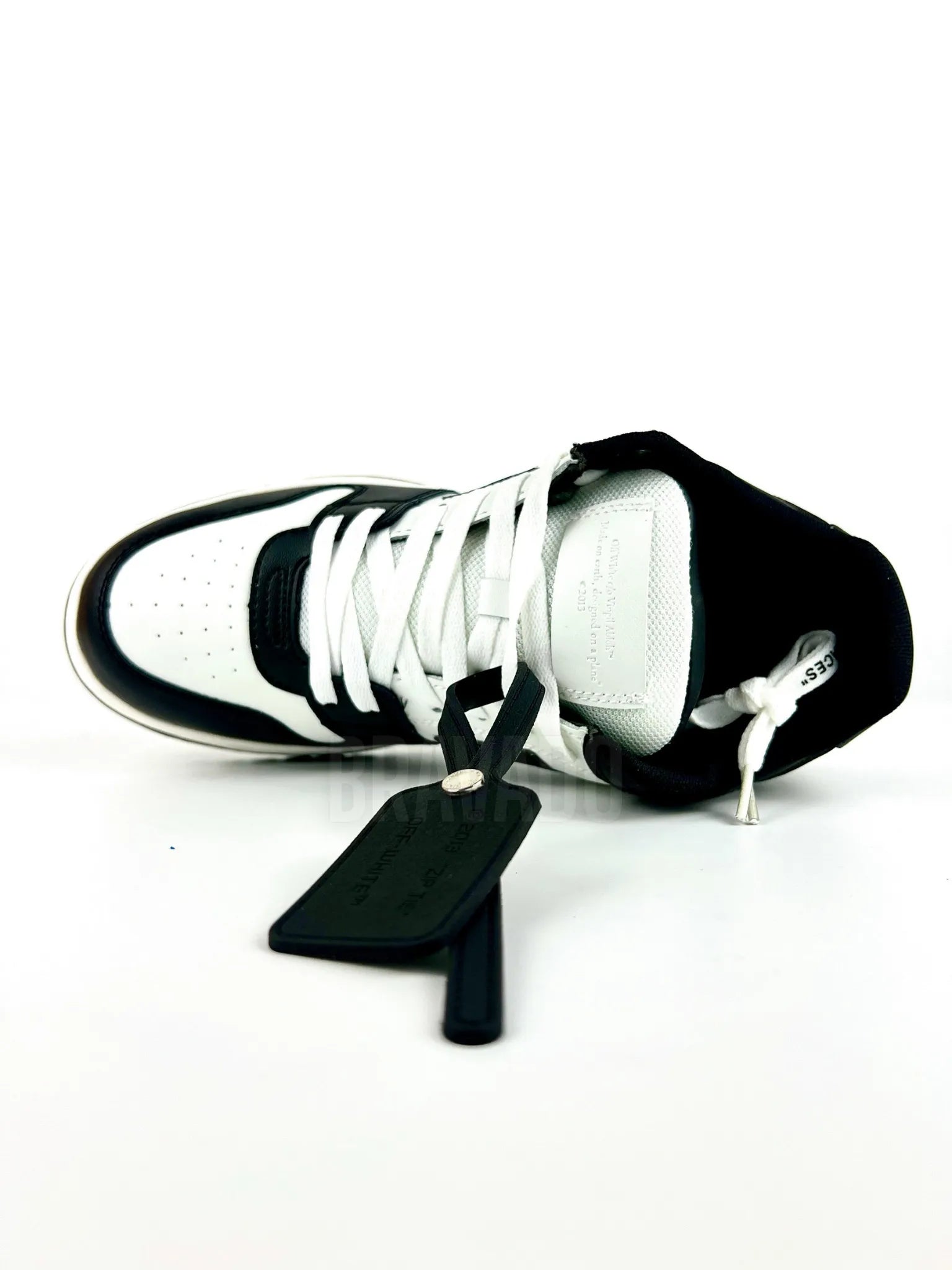 OffWhitee Out of Office 'Black&White' (1:1 DOT PERFECT)