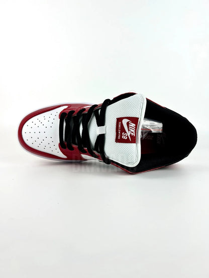 SB Dunk Low Chicago