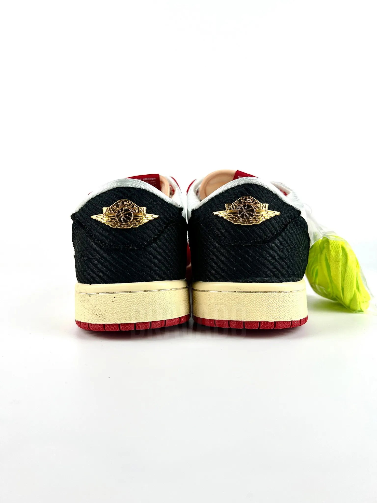 AJ1 Low Trophy Room Rookie Card Away