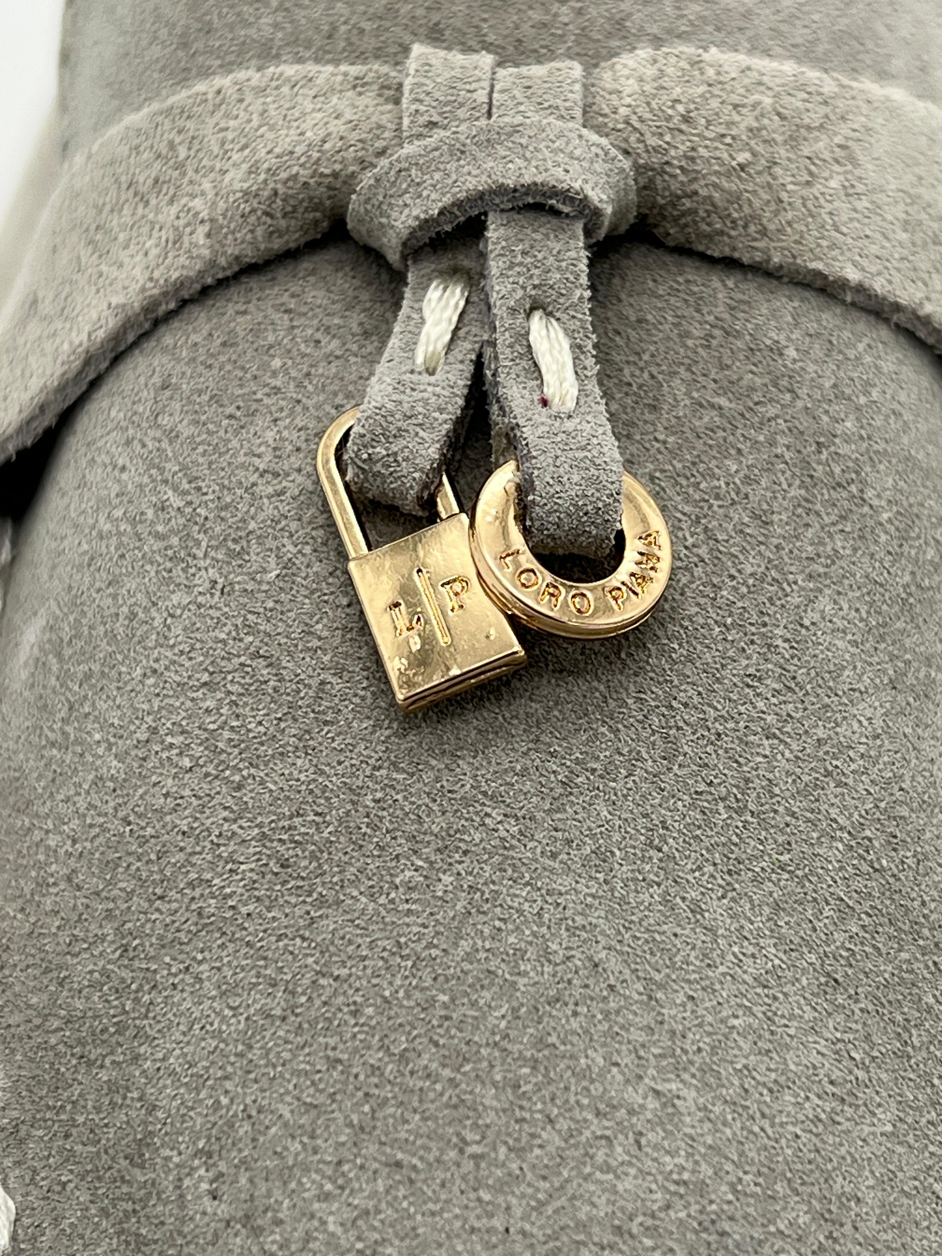 Loro Pianaa Summerwalk Charms Grey