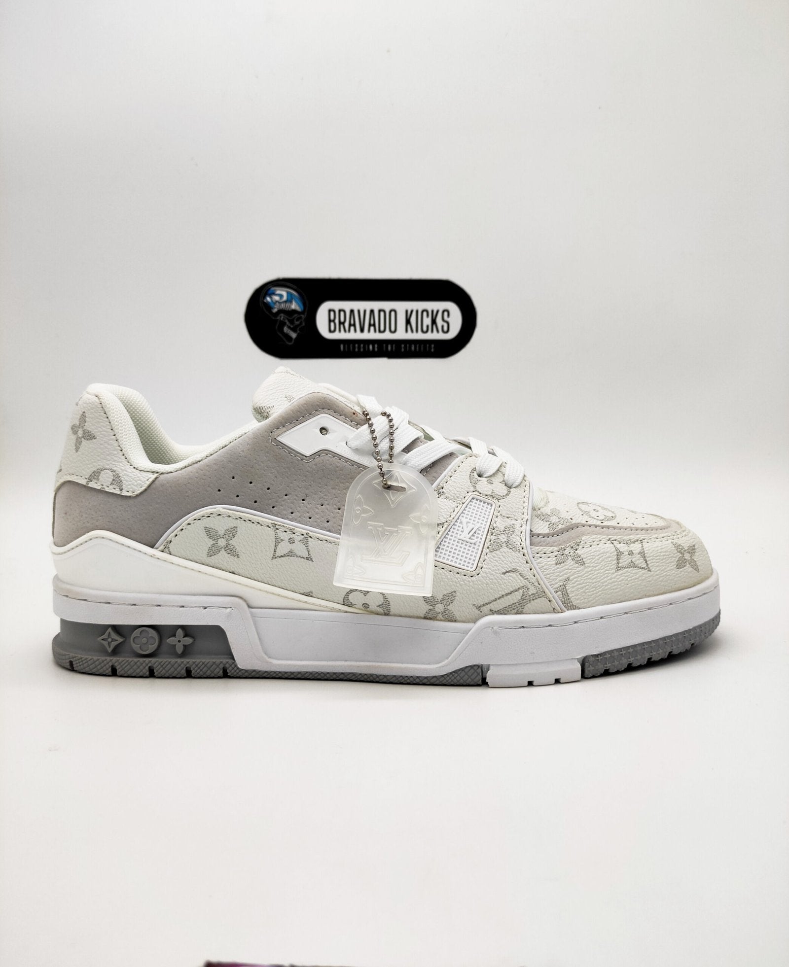 LV Trainer White