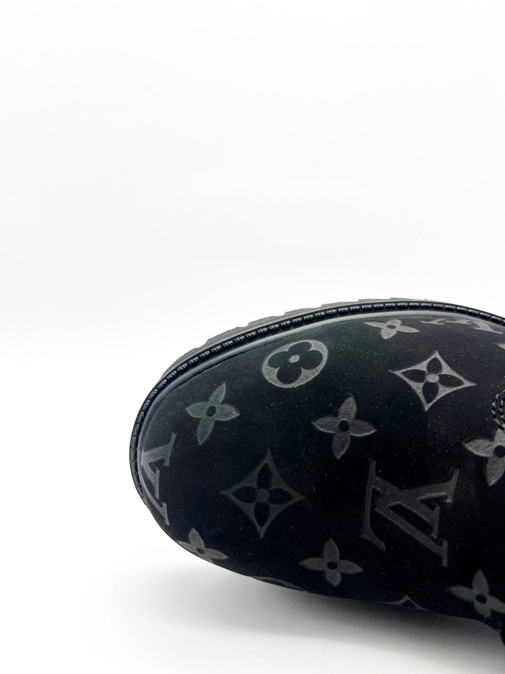 LV x Timberland Ankle Boots Black (1:1 DOT PERFECT)