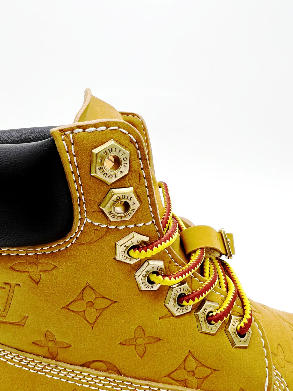 LV x Timberland Ankle Boots (1:1 DOT PERFECT)