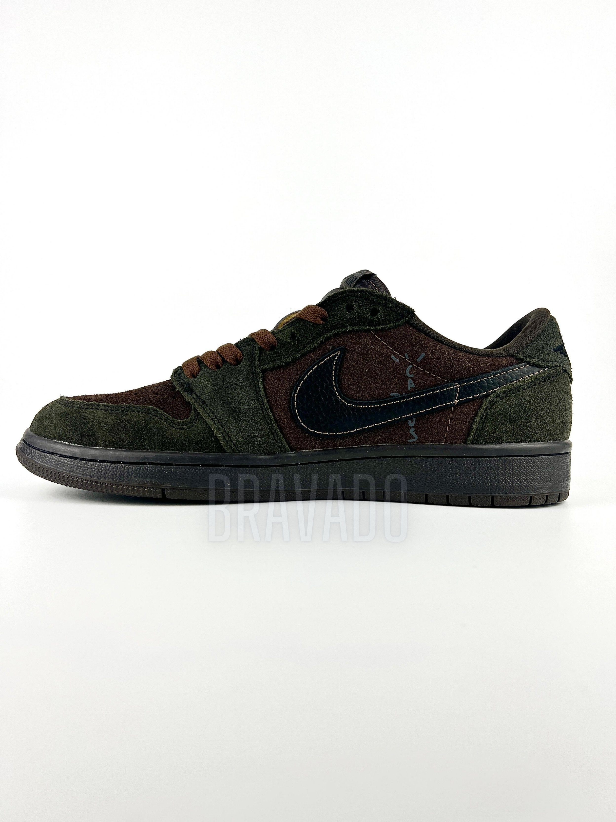 AJ1 Low Travis Scott Velvet Brown (Suede Version)