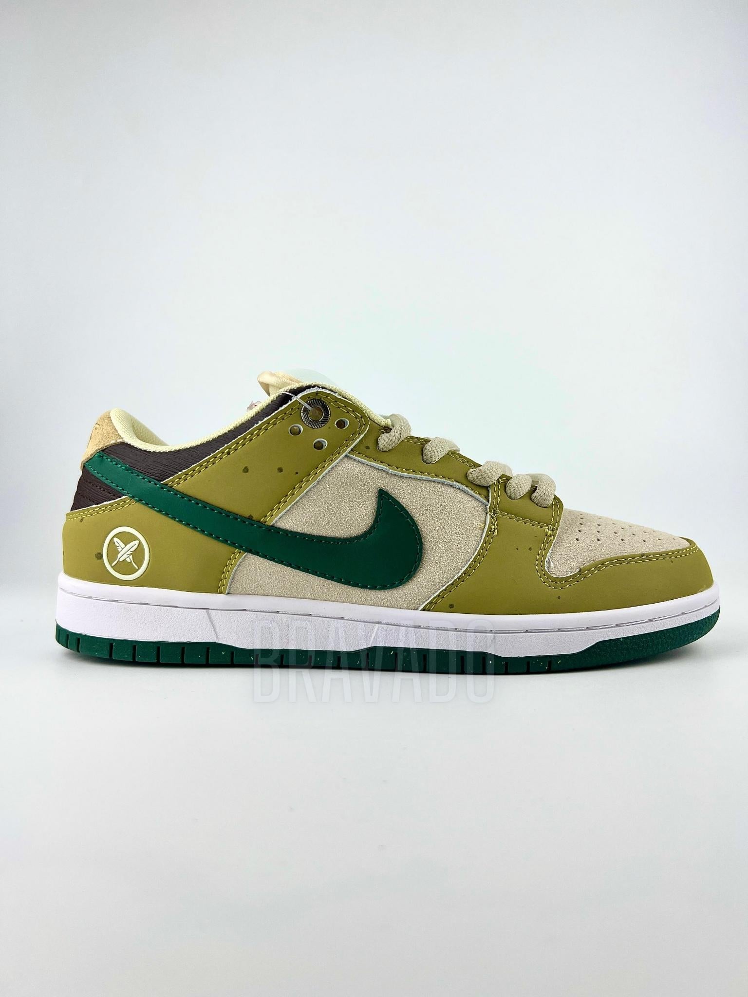 SB Dunk Low x Yuto
Matcha