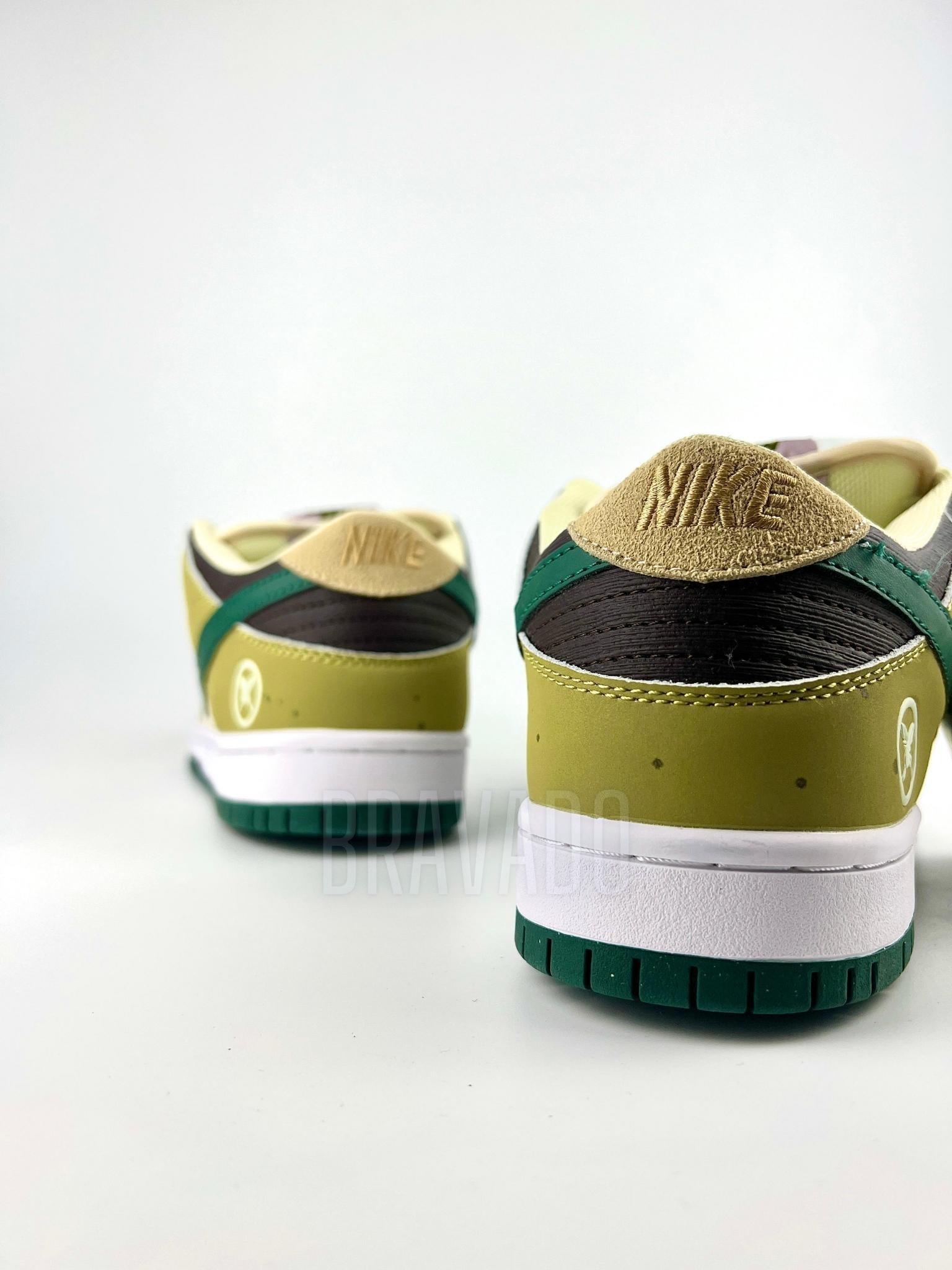 SB Dunk Low x Yuto
Matcha