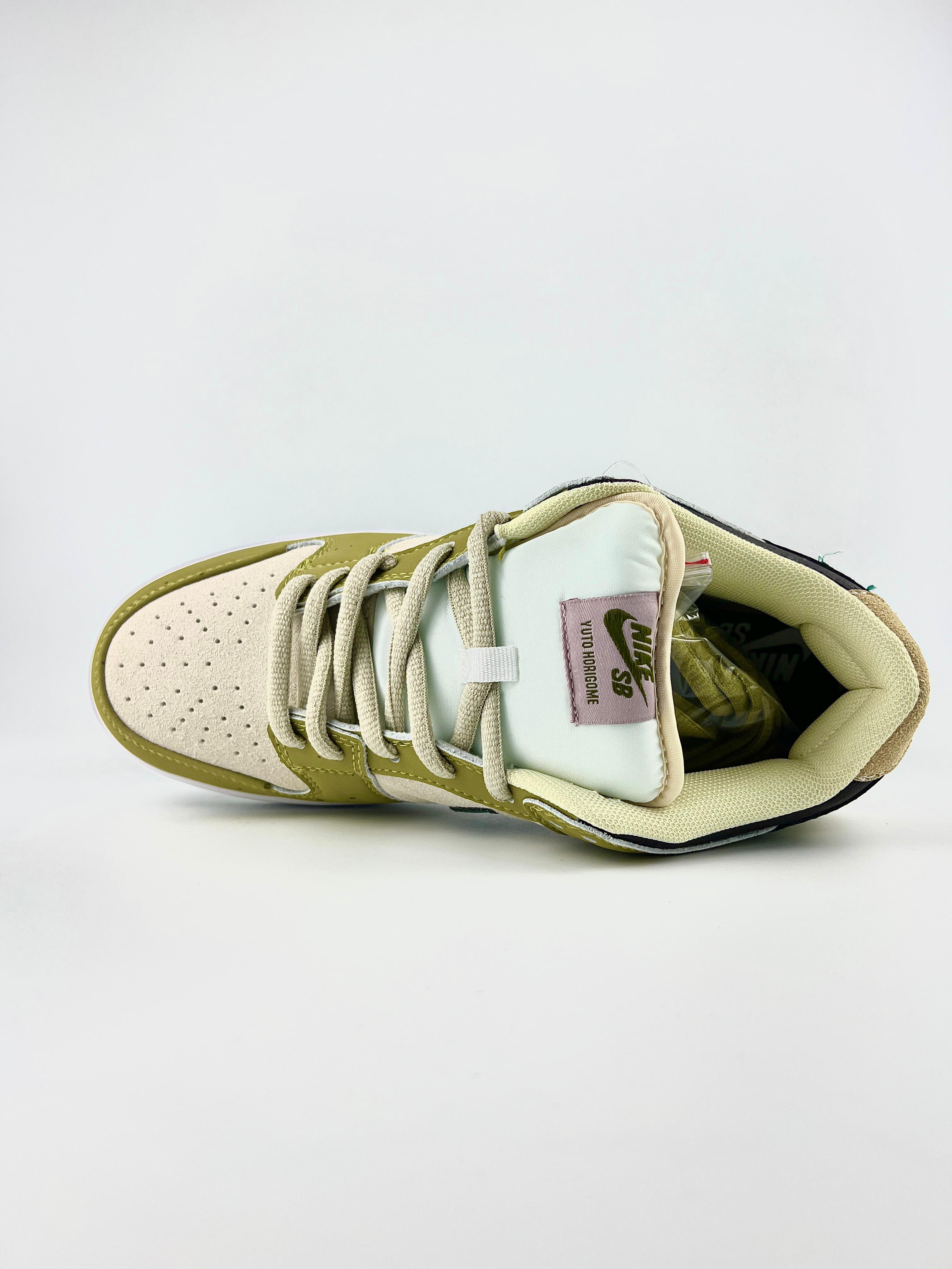 SB Dunk Low x Yuto
Matcha