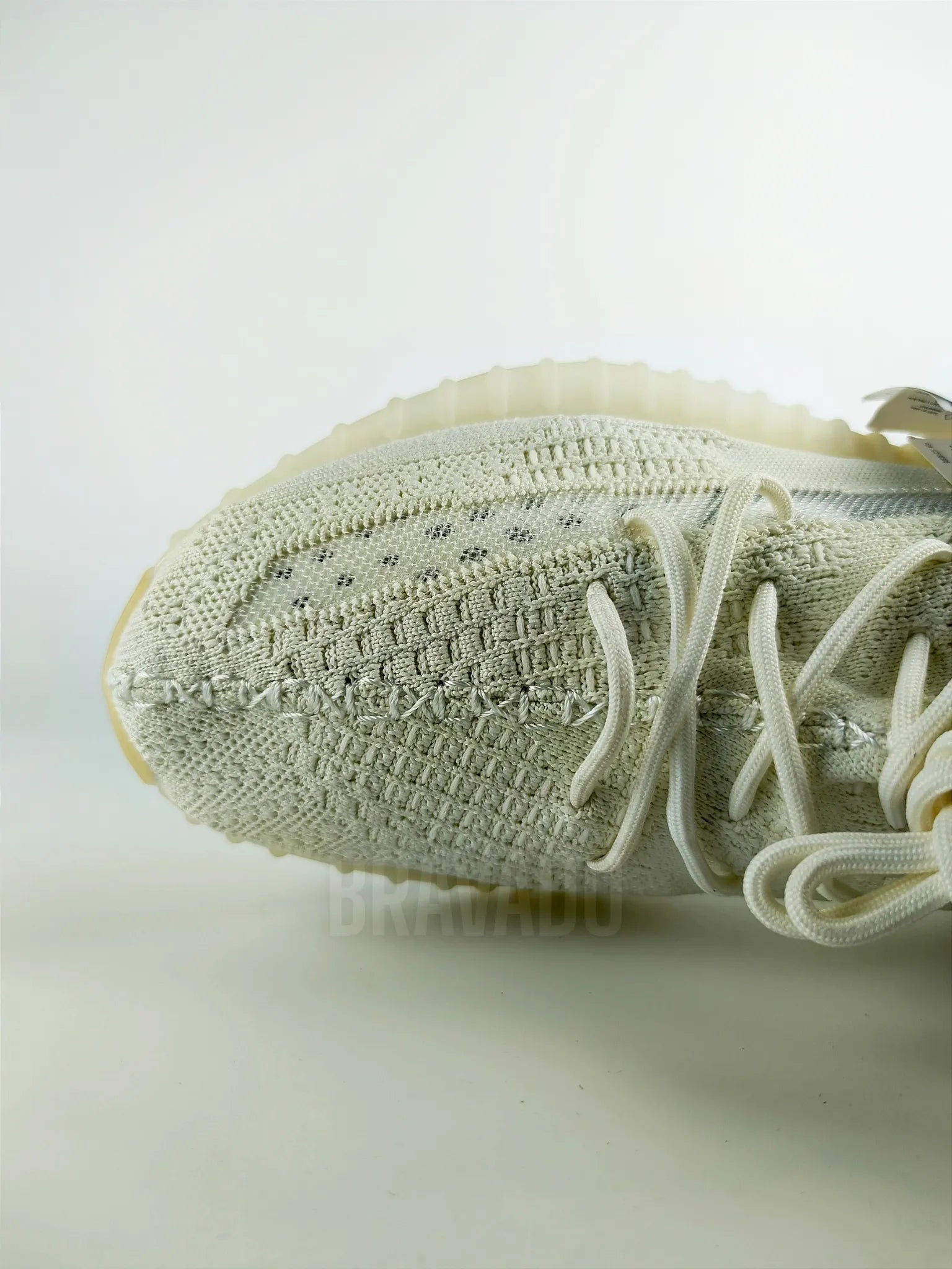 Yeezyy 350 V2 Bone (REAL BOOST)