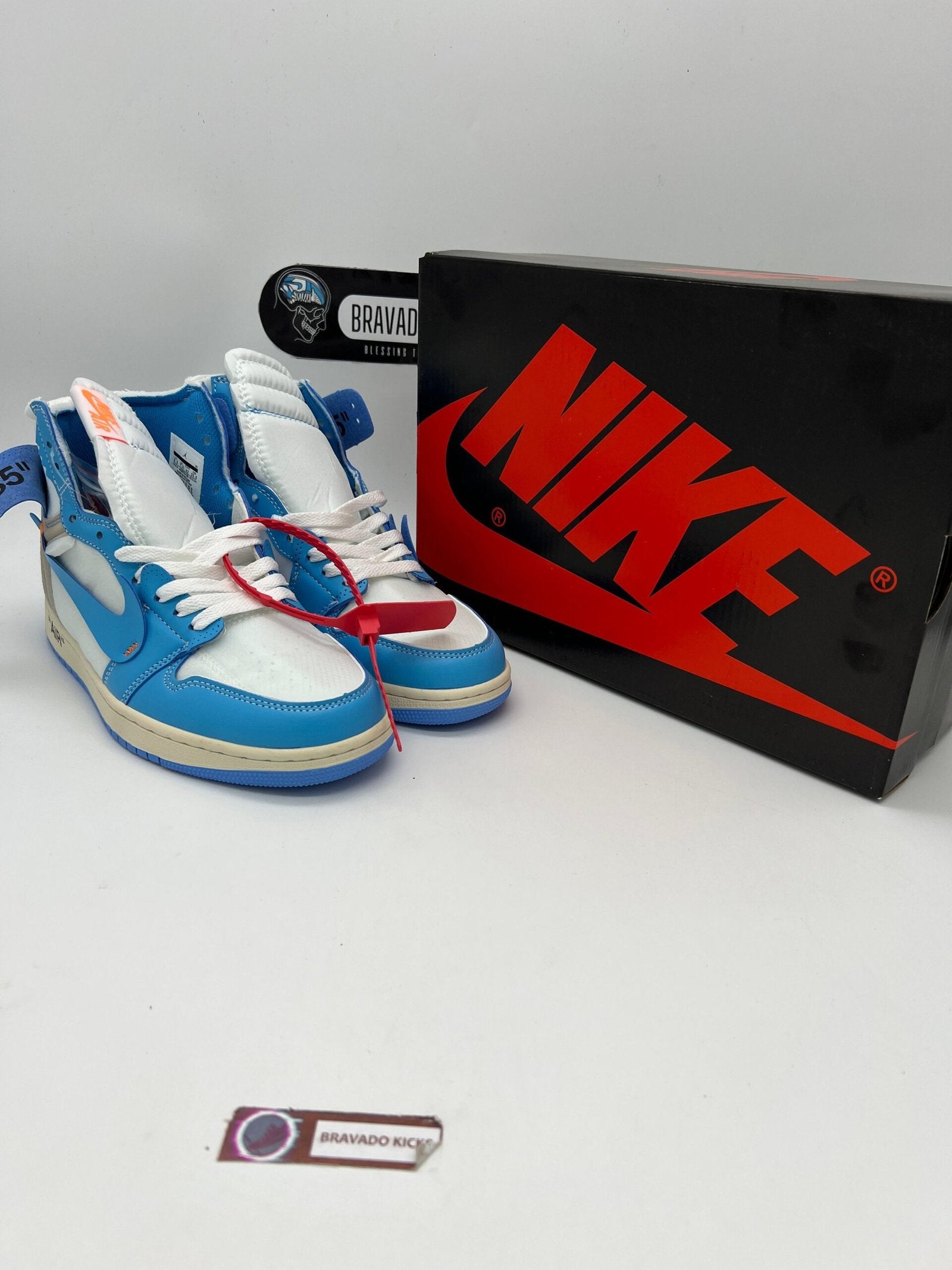 AJ1 Off-white UNC