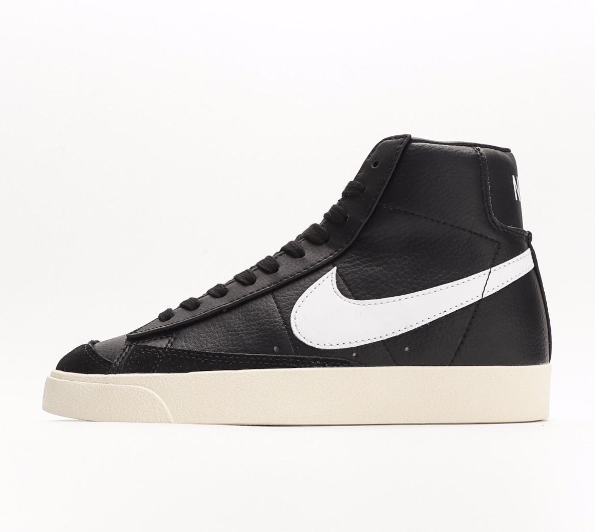 Nikee Blazer Mid 77 Vintage Black (DOT PERFECT)