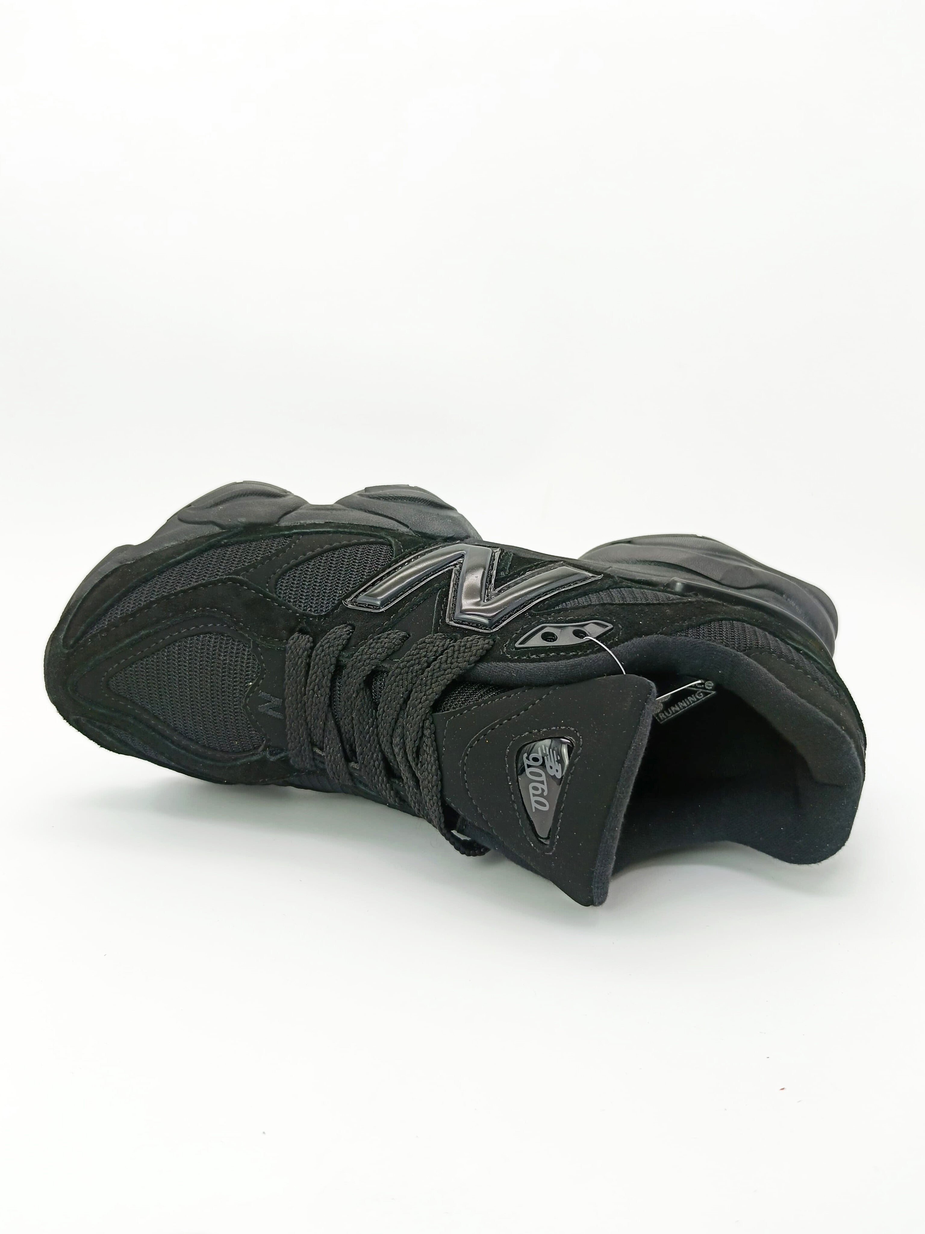 NB 9060 Black