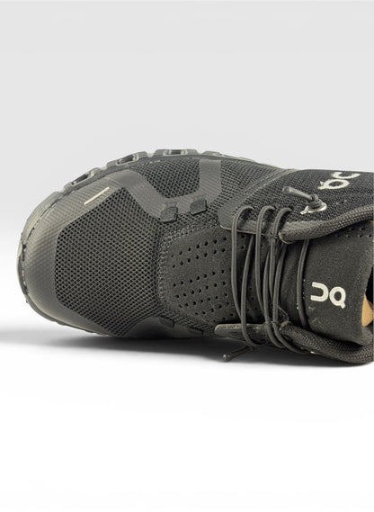 On Cloud 6 Black