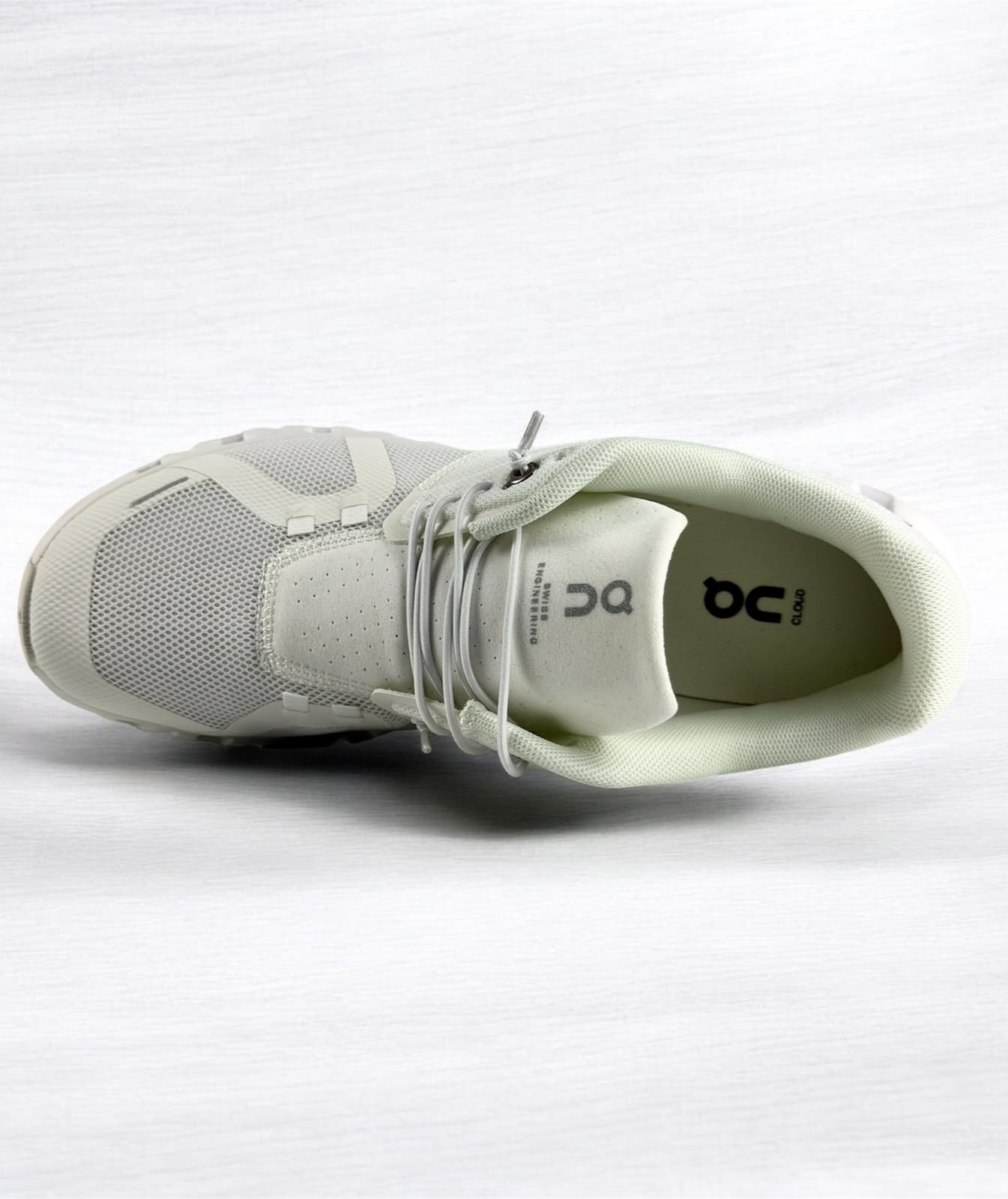 On Cloud 6 White