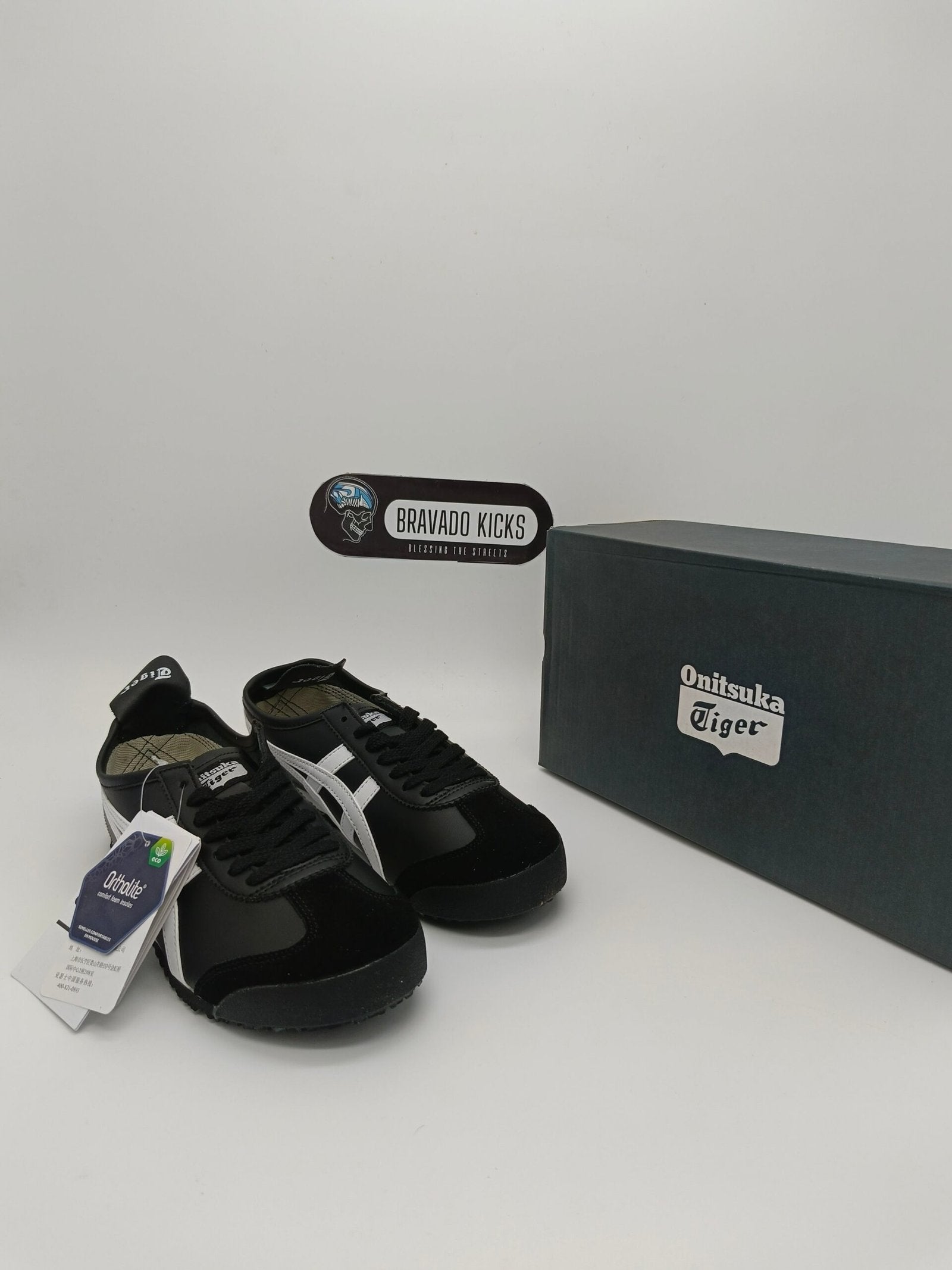 Onitsuka Tiger Mexico 66 Black & White