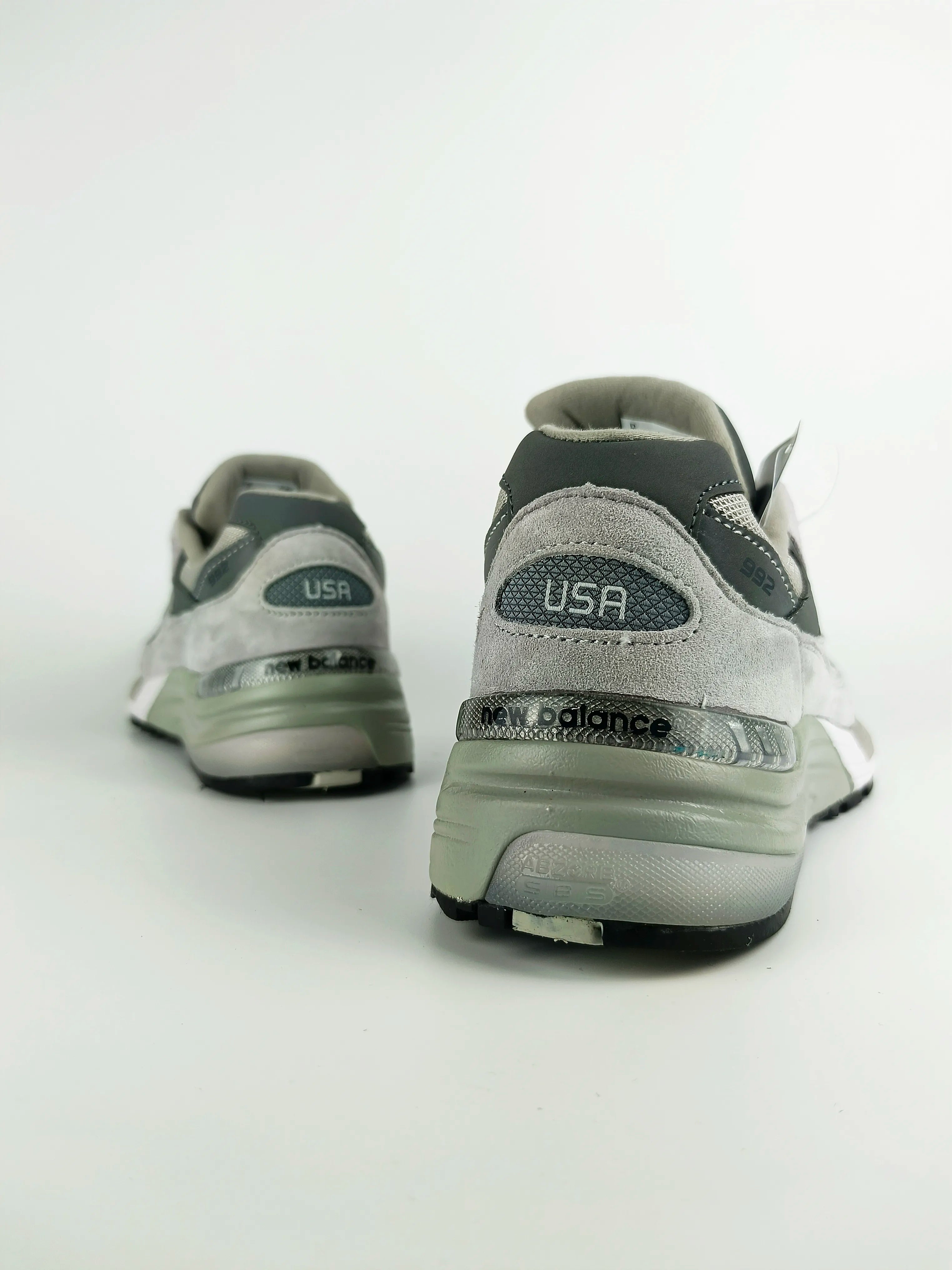 NB 992