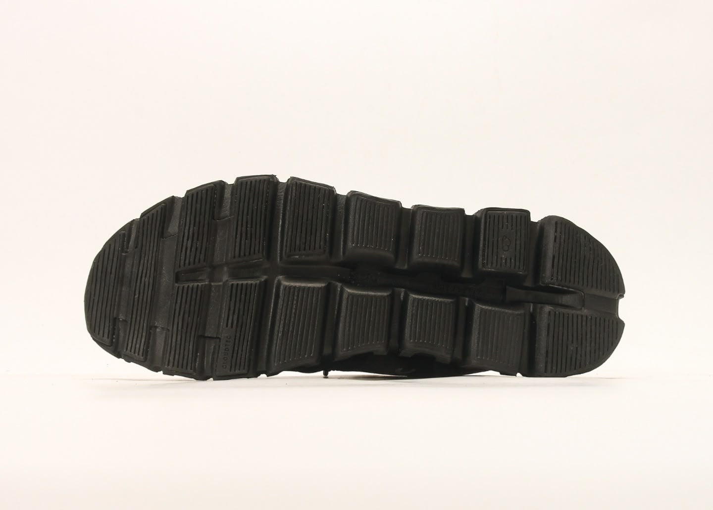 On Cloud 6 Black