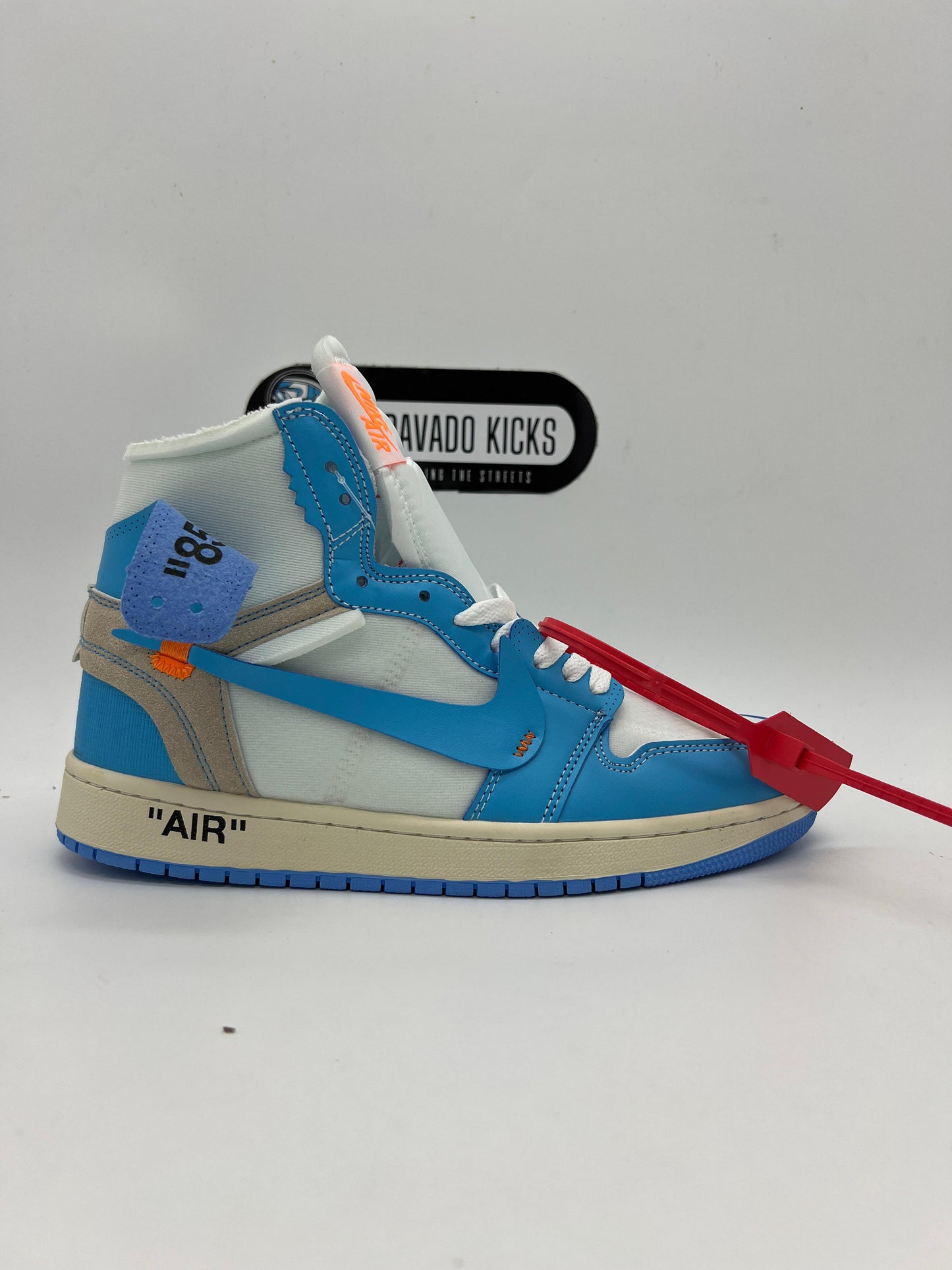 Air Jordan 1 Off-white UNC