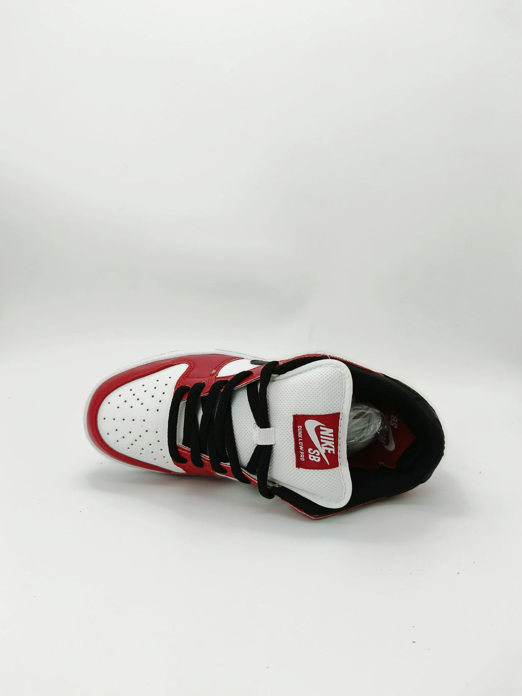 SB Dunk Low Chicago