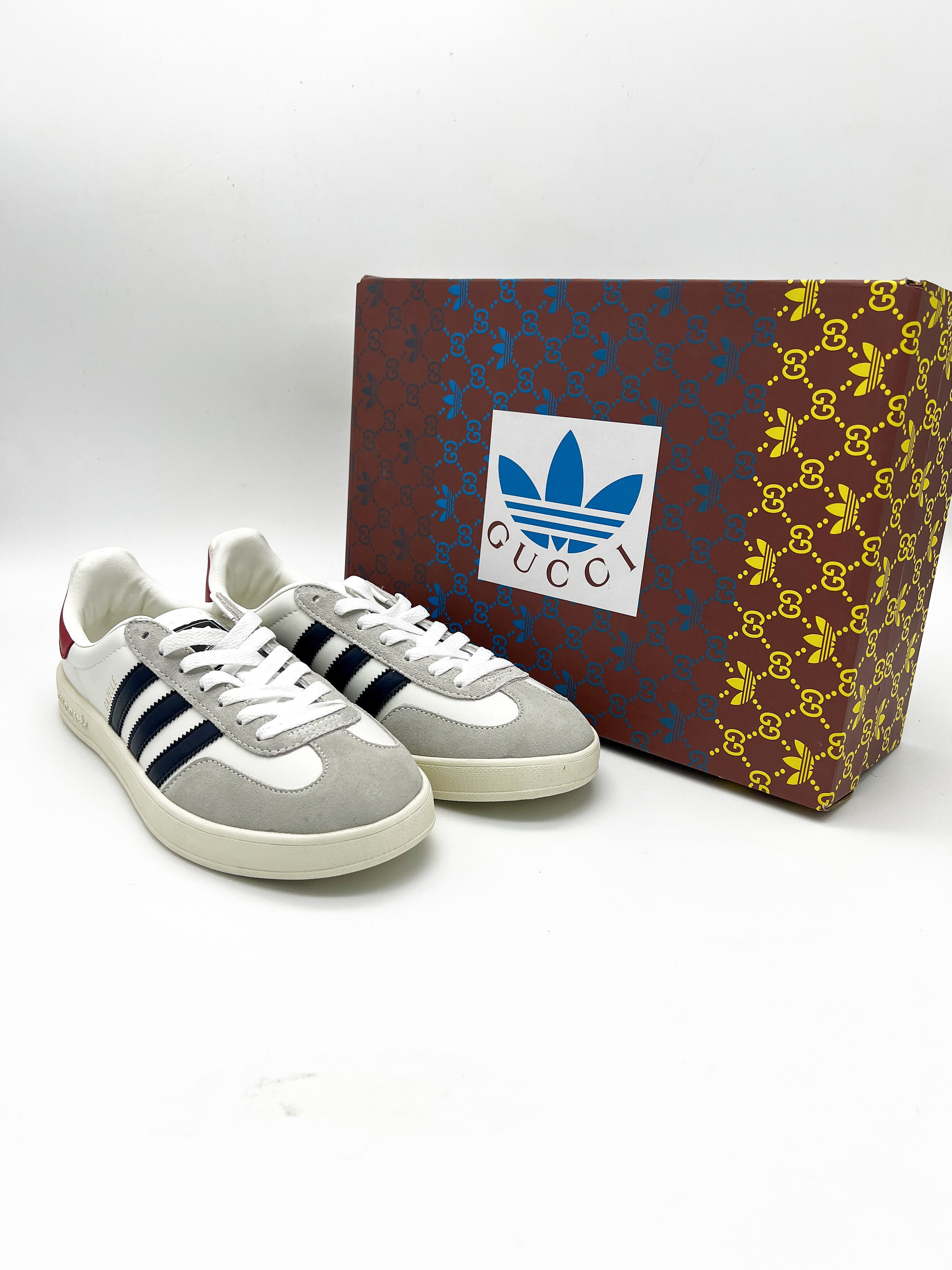 GAZELLE Guccii White (1:1 DOT PERFECT)
