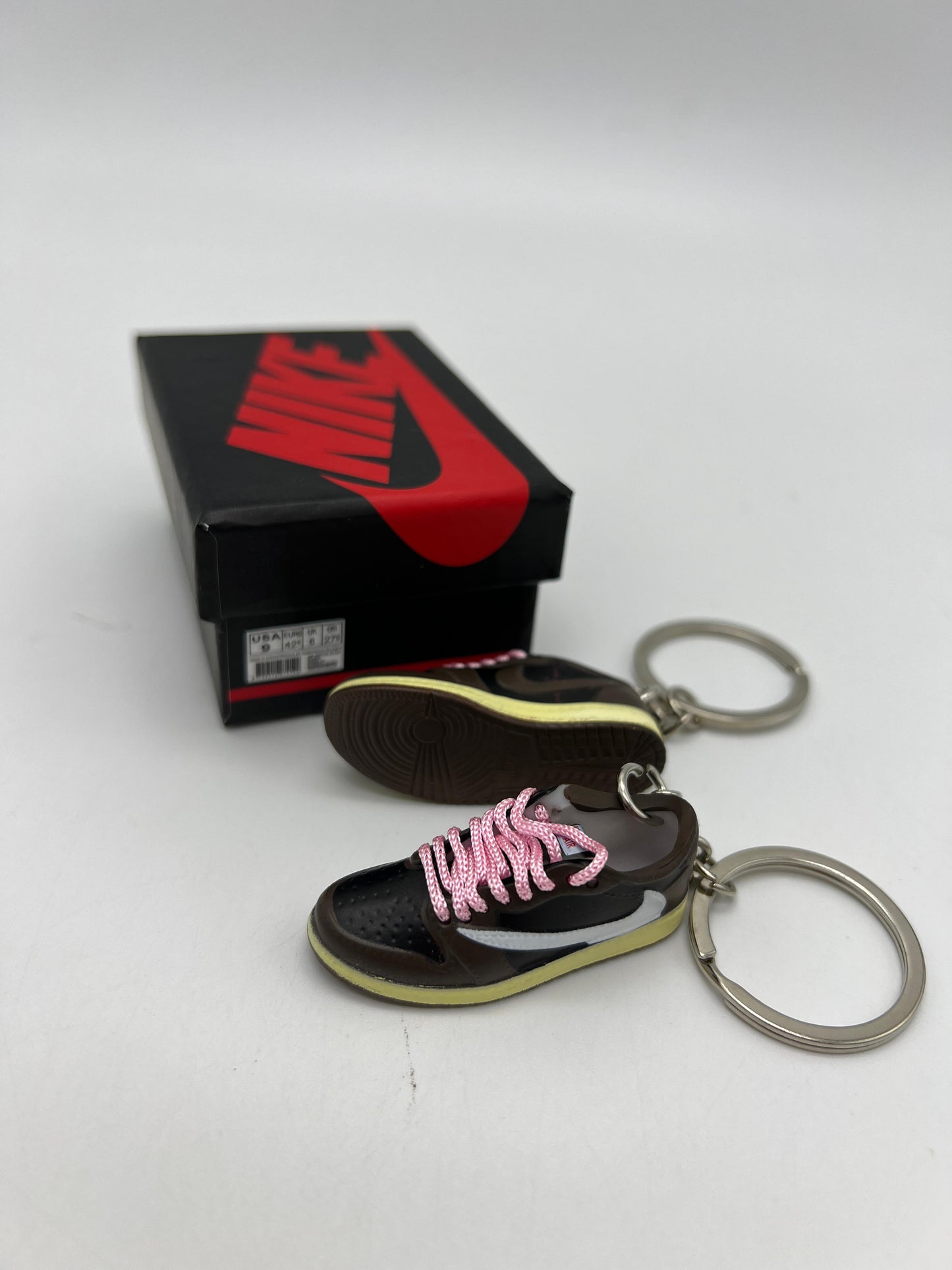 Dummy Sneaker Keychain With Box