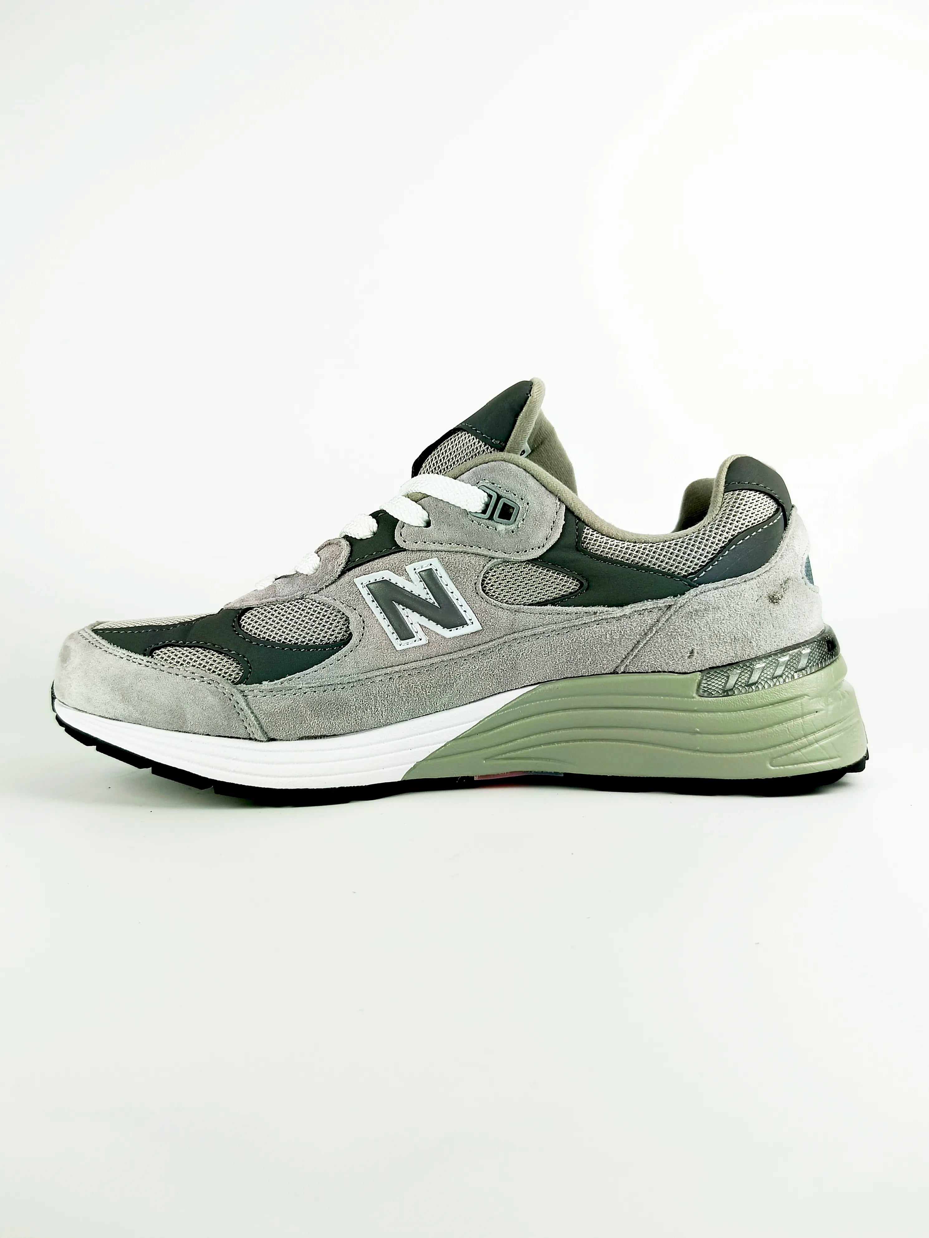 NB 992