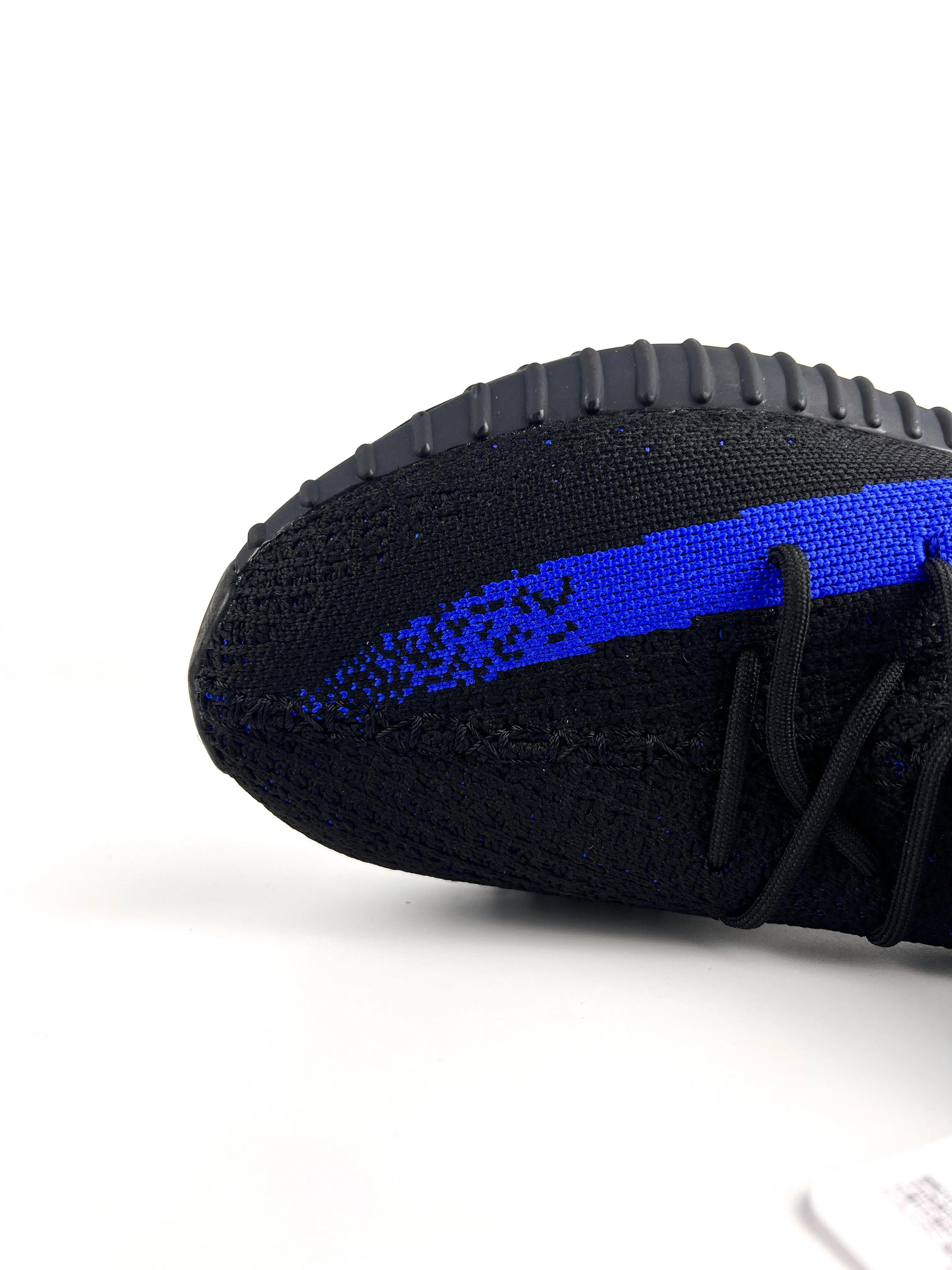 Yeezyy 350 V2 Dazzling Blue (REAL BOOST)