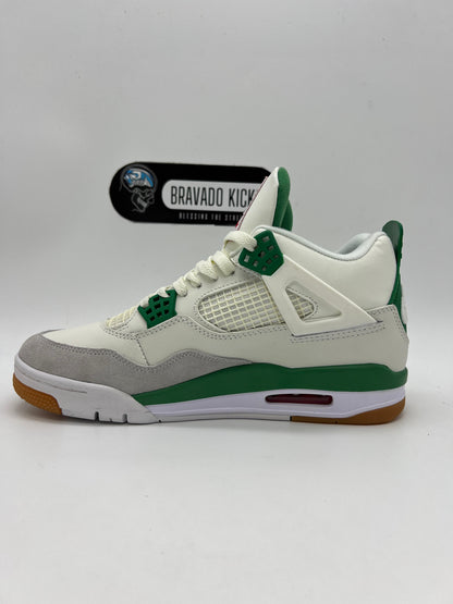 Air Jordan 4 SB Pine Green