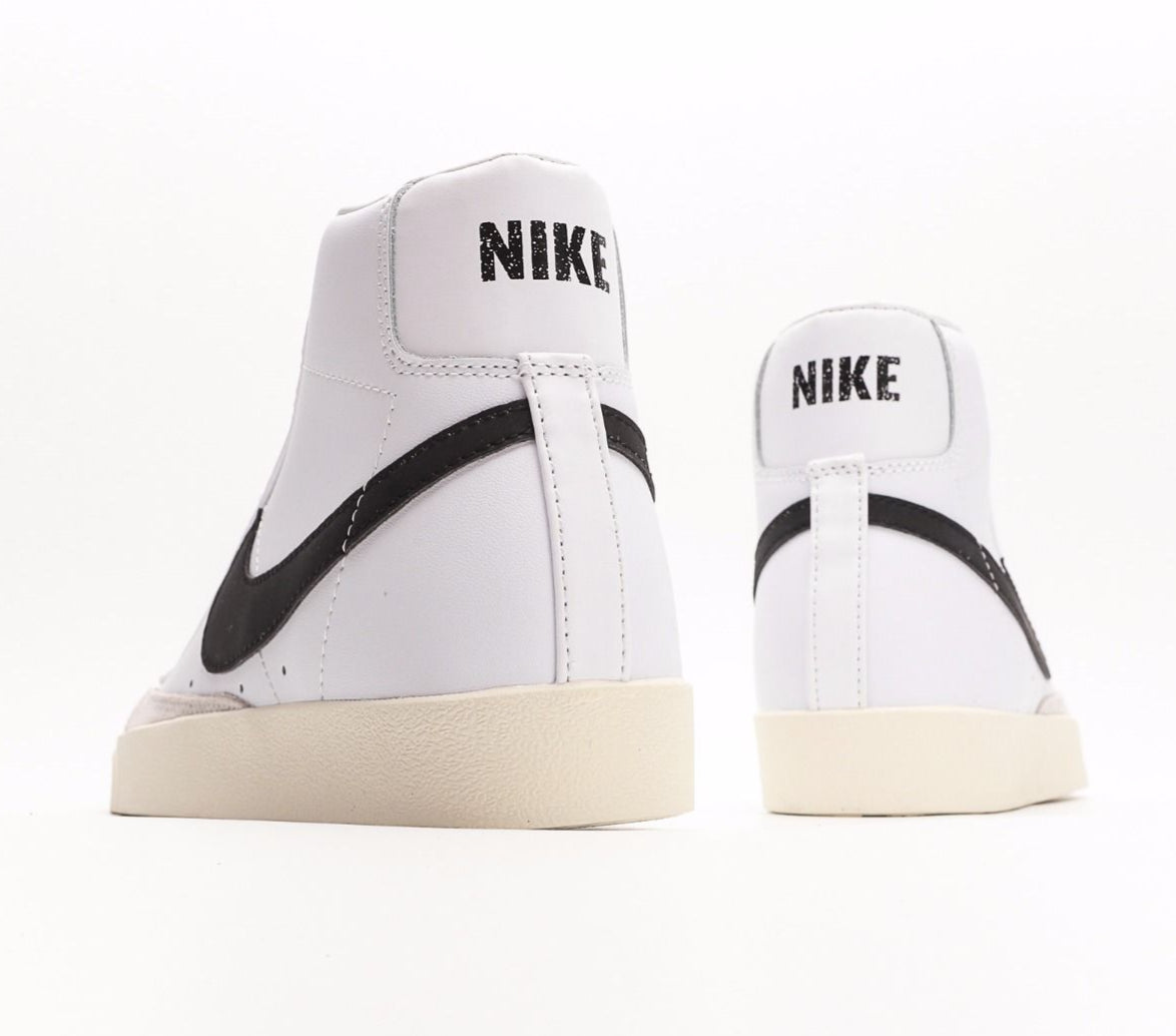 Nikee Blazer Mid 77 Vintage White (DOT PERFECT)