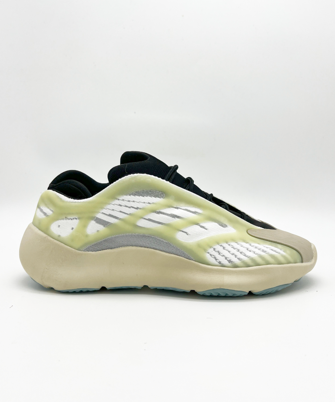 Yeezyy 700 V3 Azael