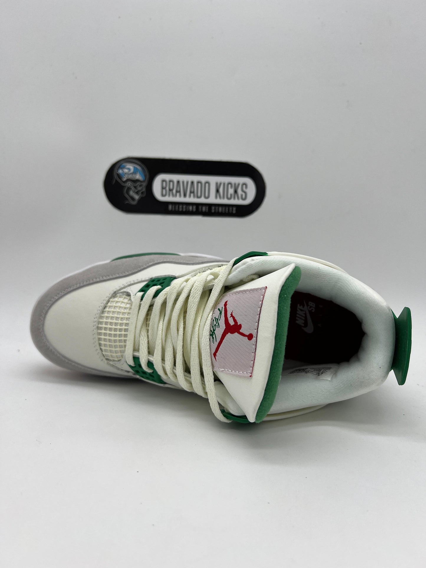 Air Jordan 4 SB Pine Green