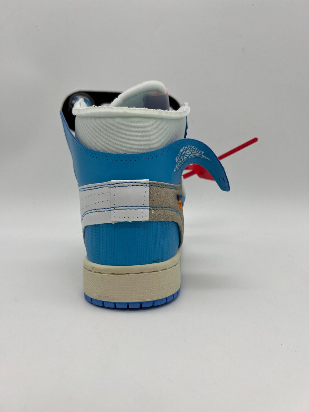 AJ1 Off-white UNC