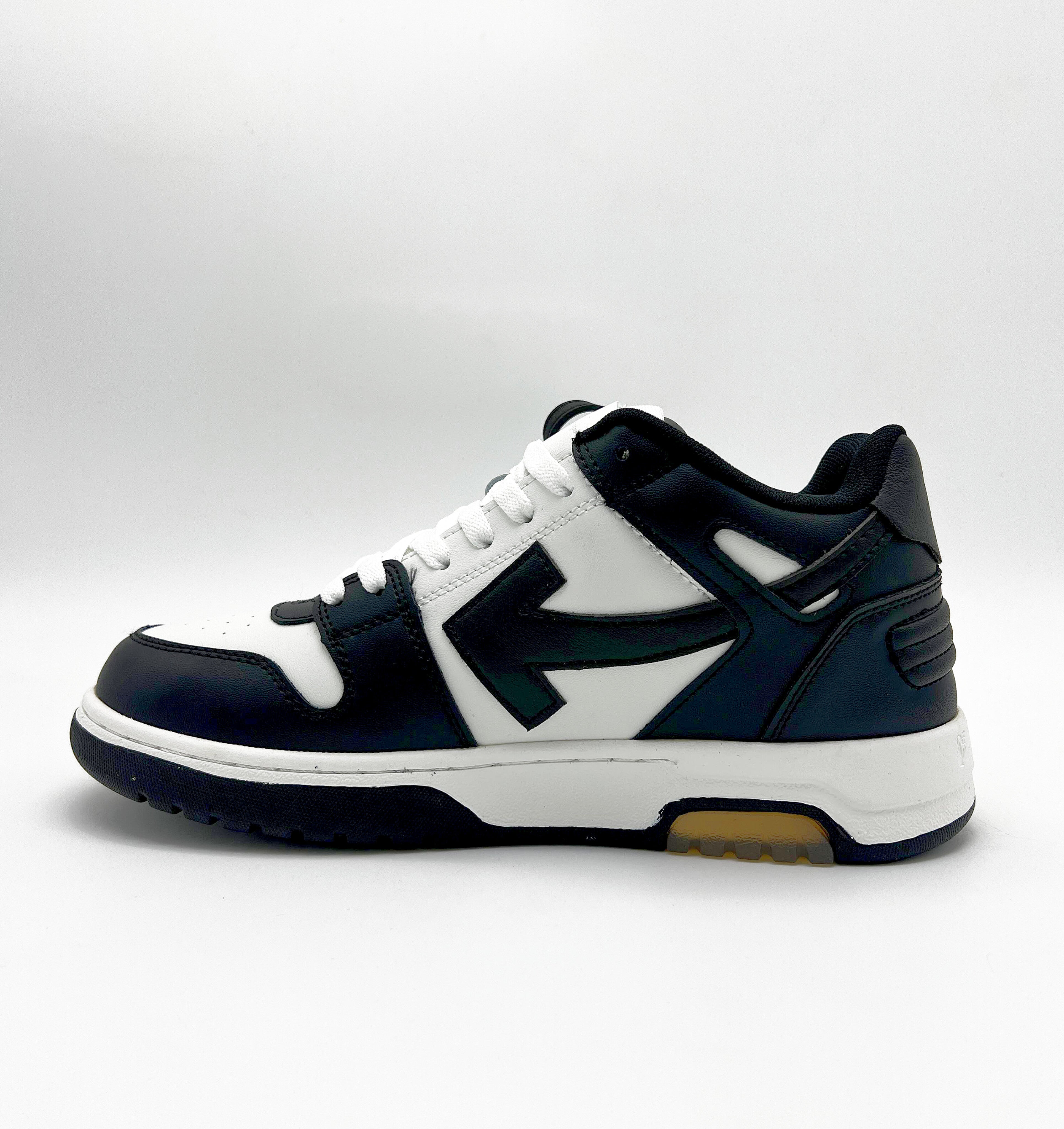 OffWhite Out of Office 'Black&White' (1:1 DOT PERFECT)