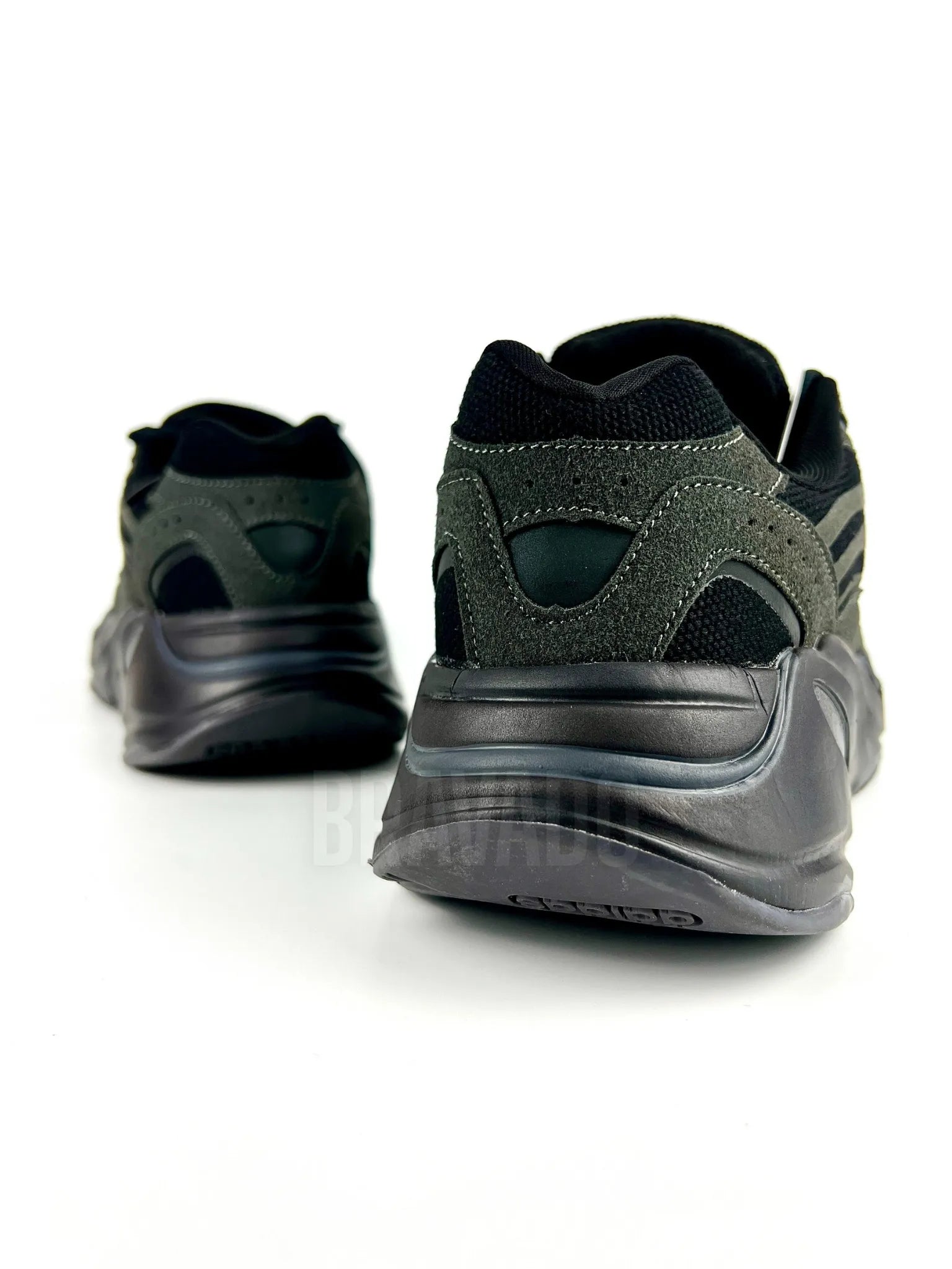 Yeezyy Boost 700 V2 (REAL BOOST QUALITY)