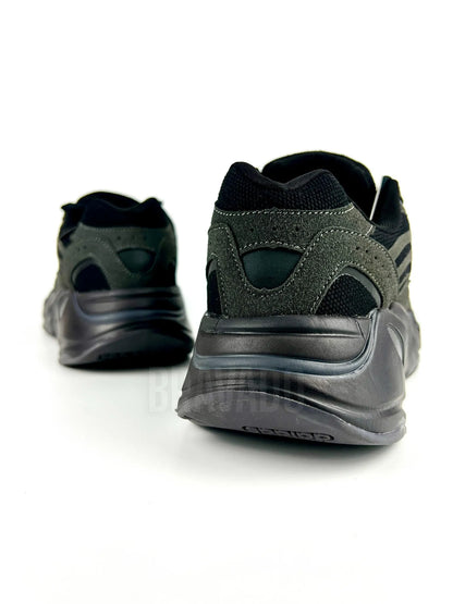 Yeezyy Boost 700 V2 (REAL BOOST QUALITY)