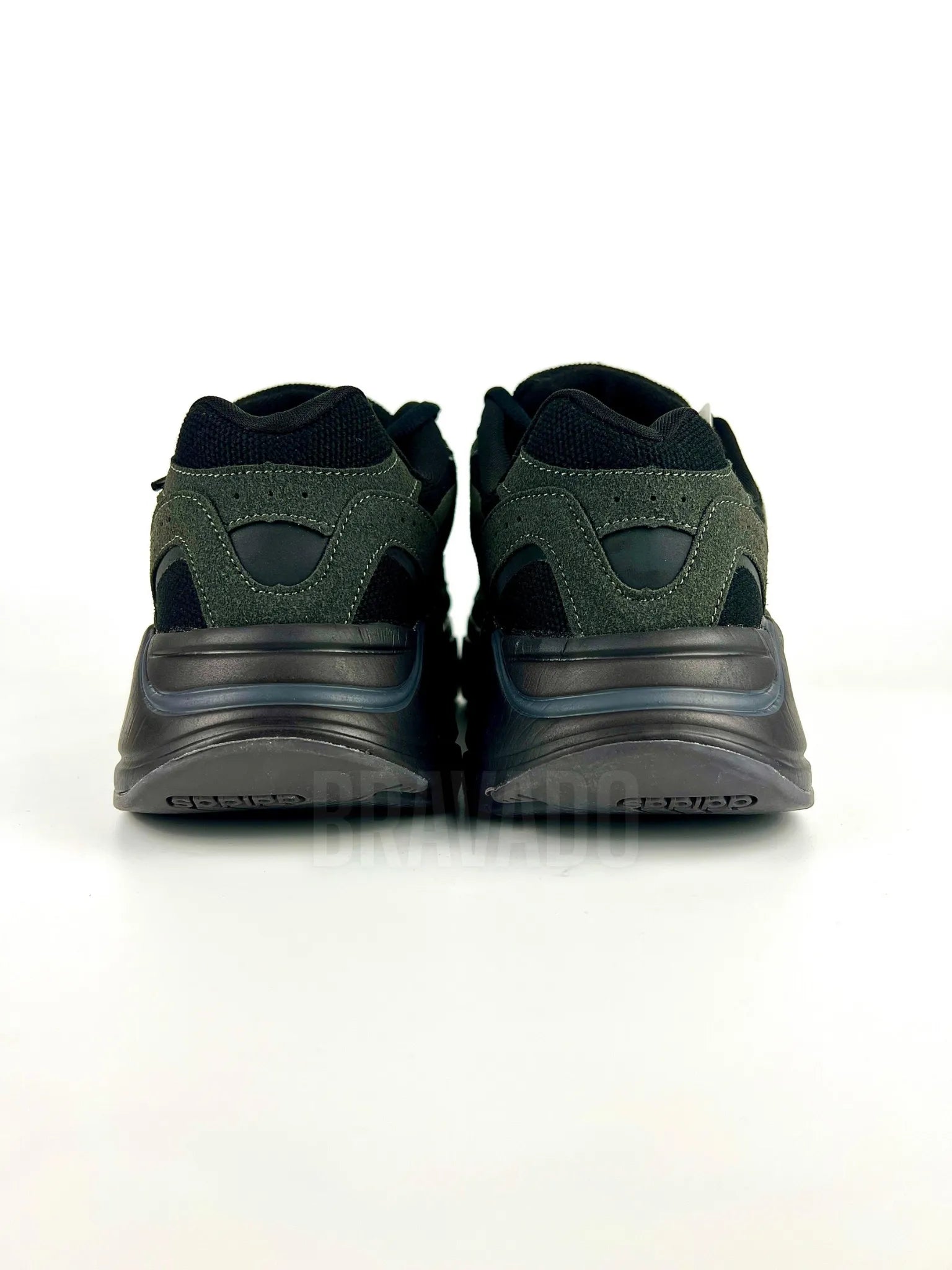 Yeezyy Boost 700 V2 (REAL BOOST QUALITY)