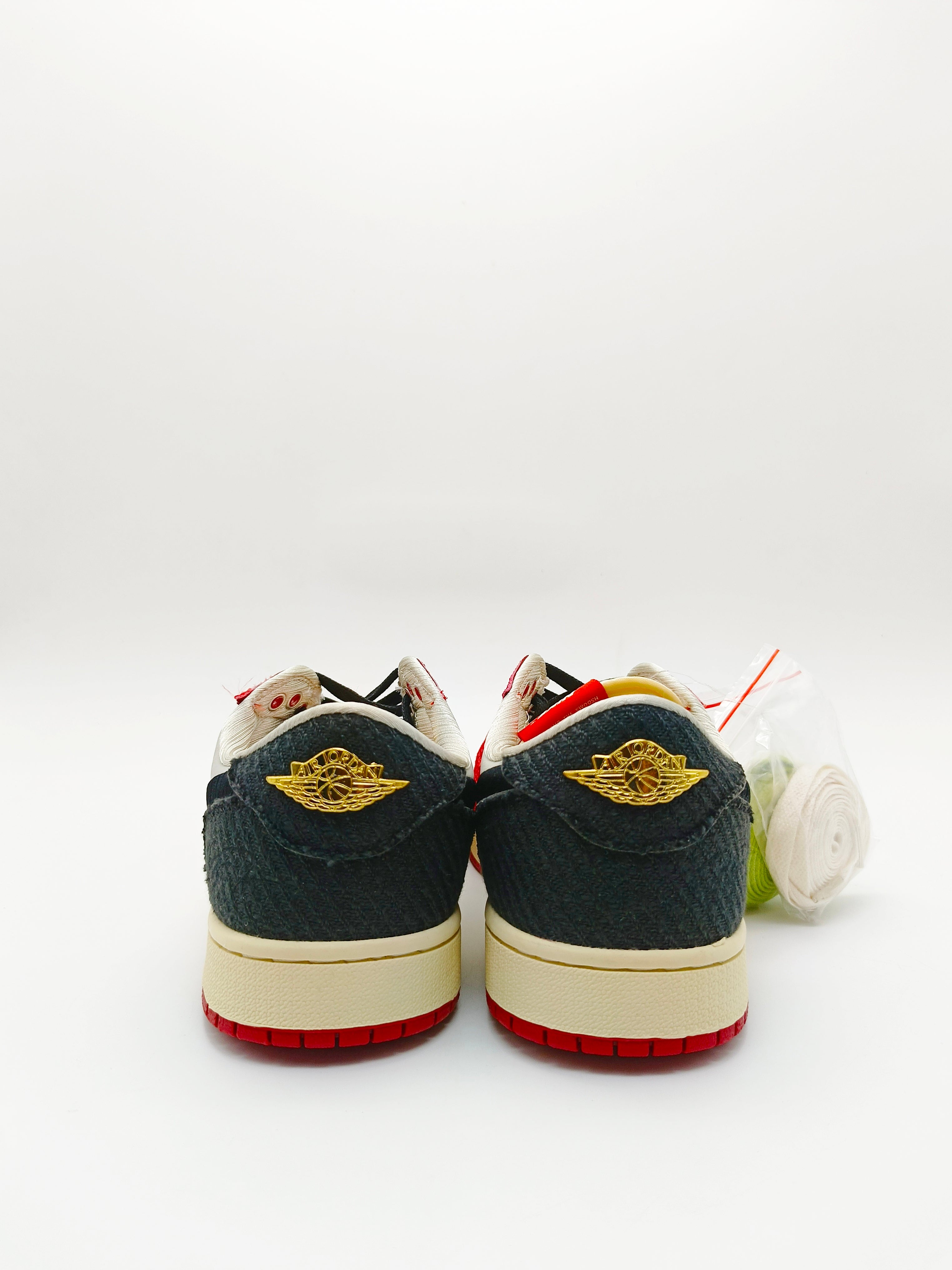 AJ1 Low Trophy Room Rookie Card Away