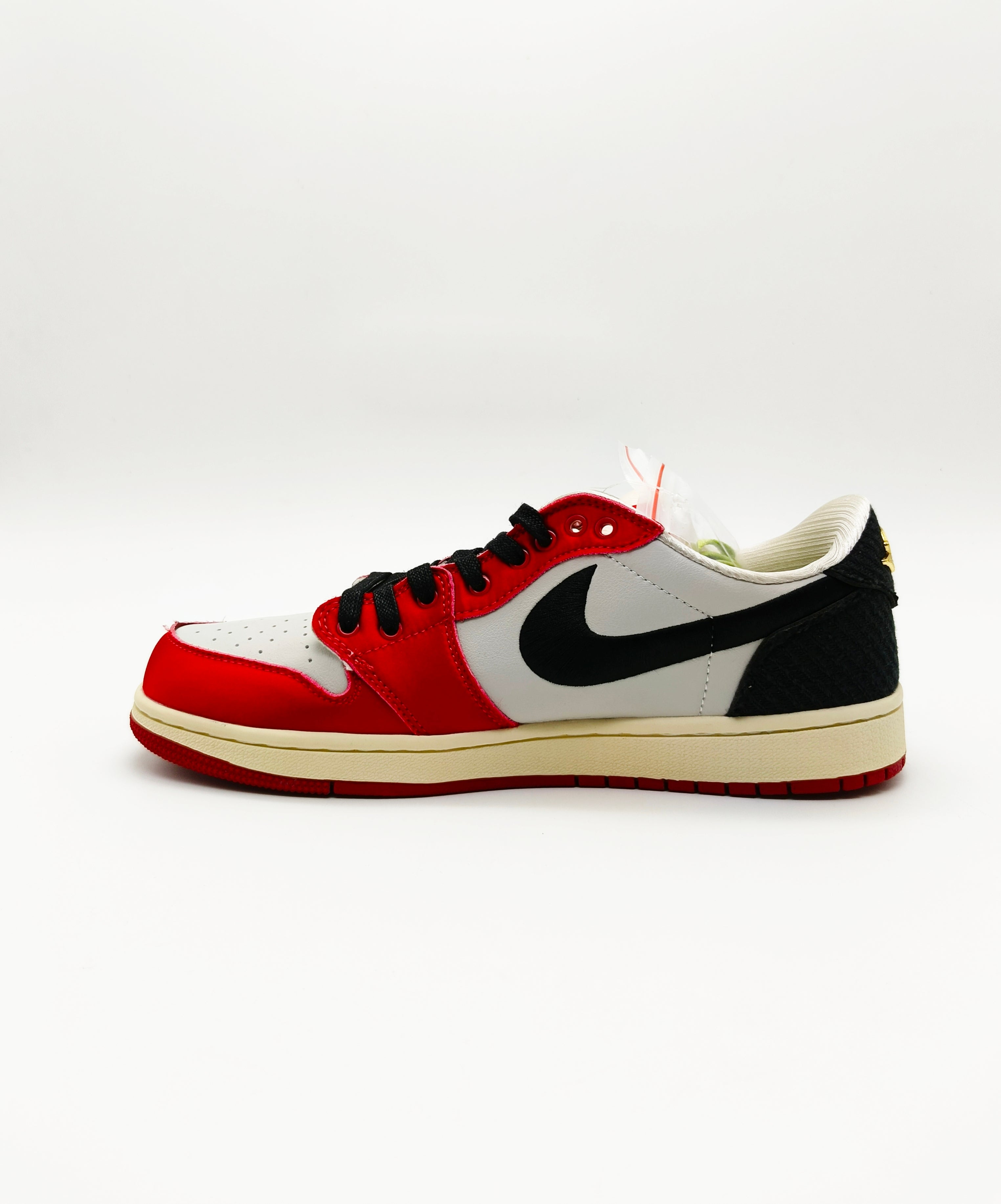 AJ1 Low Trophy Room Rookie Card Away