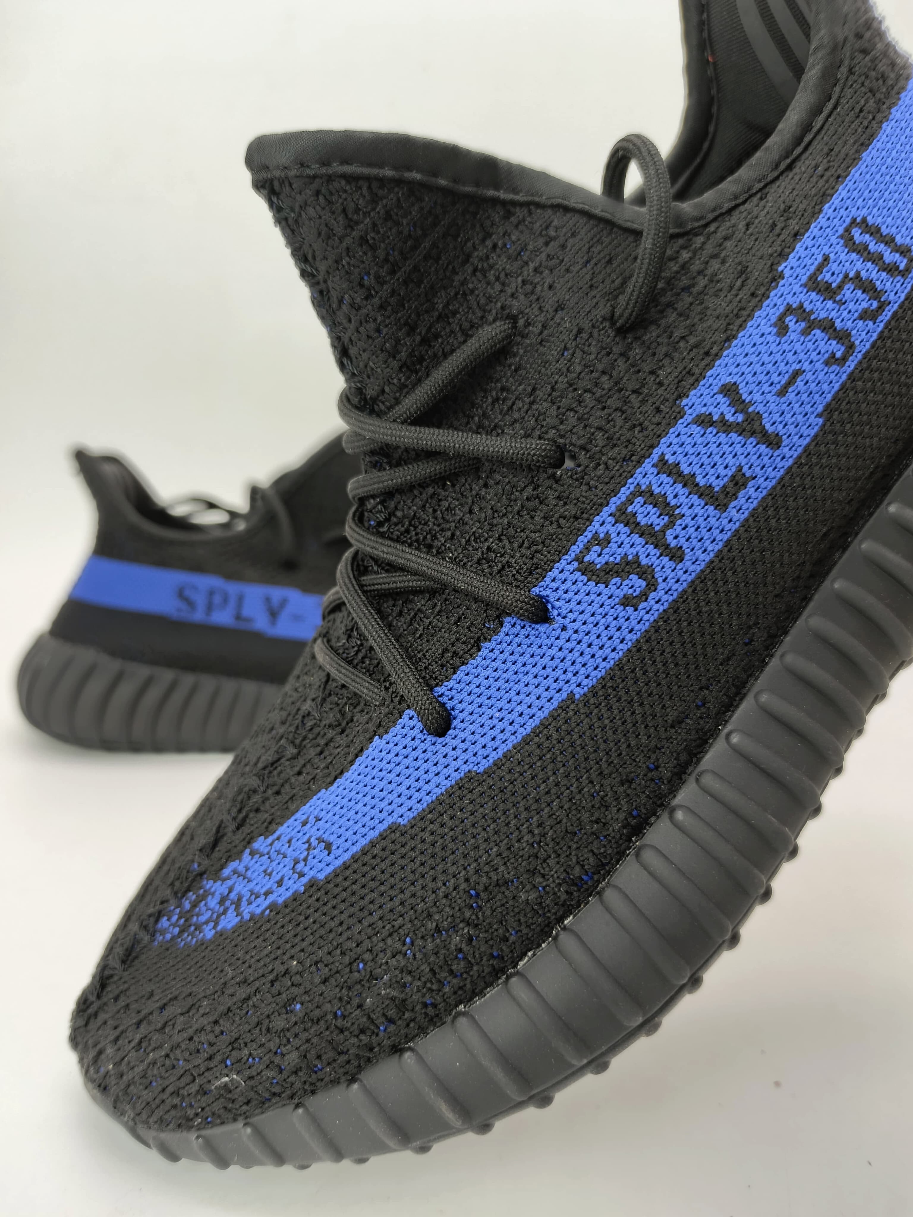 Yeezyy 350 V2 Dazzling Blue (REAL BOOST)