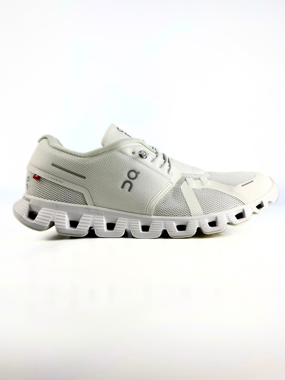 On Cloud 6 White