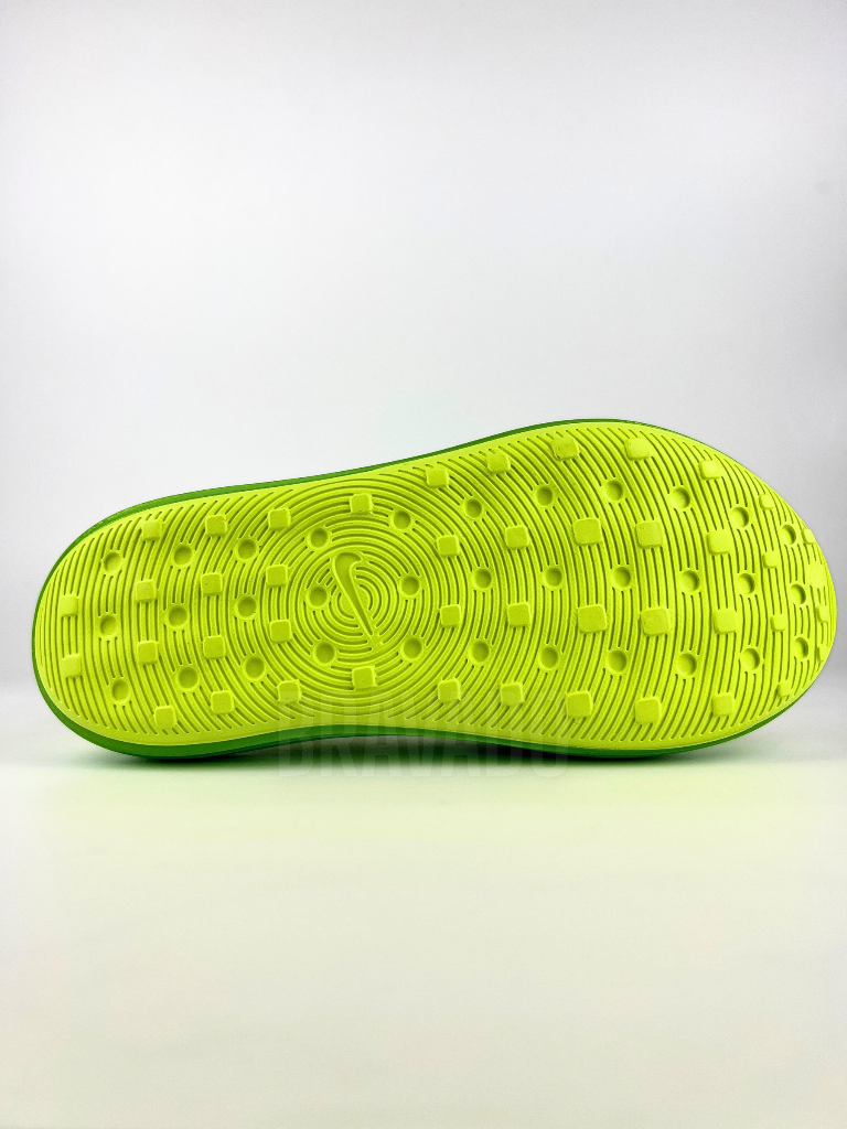 Nikee ReactX Rejuven8 "Green Strike"