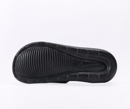 Nikee Victori One Slide "Triple Black"